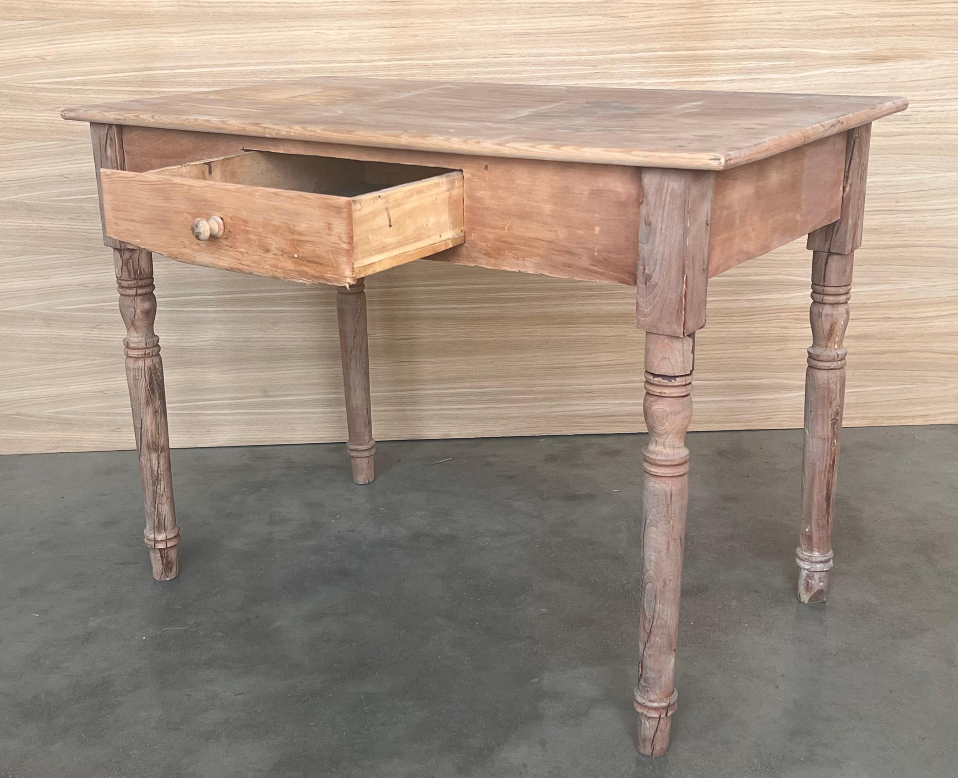 Spanish Baroque Bleached Side Table with Drawer For Sale 2