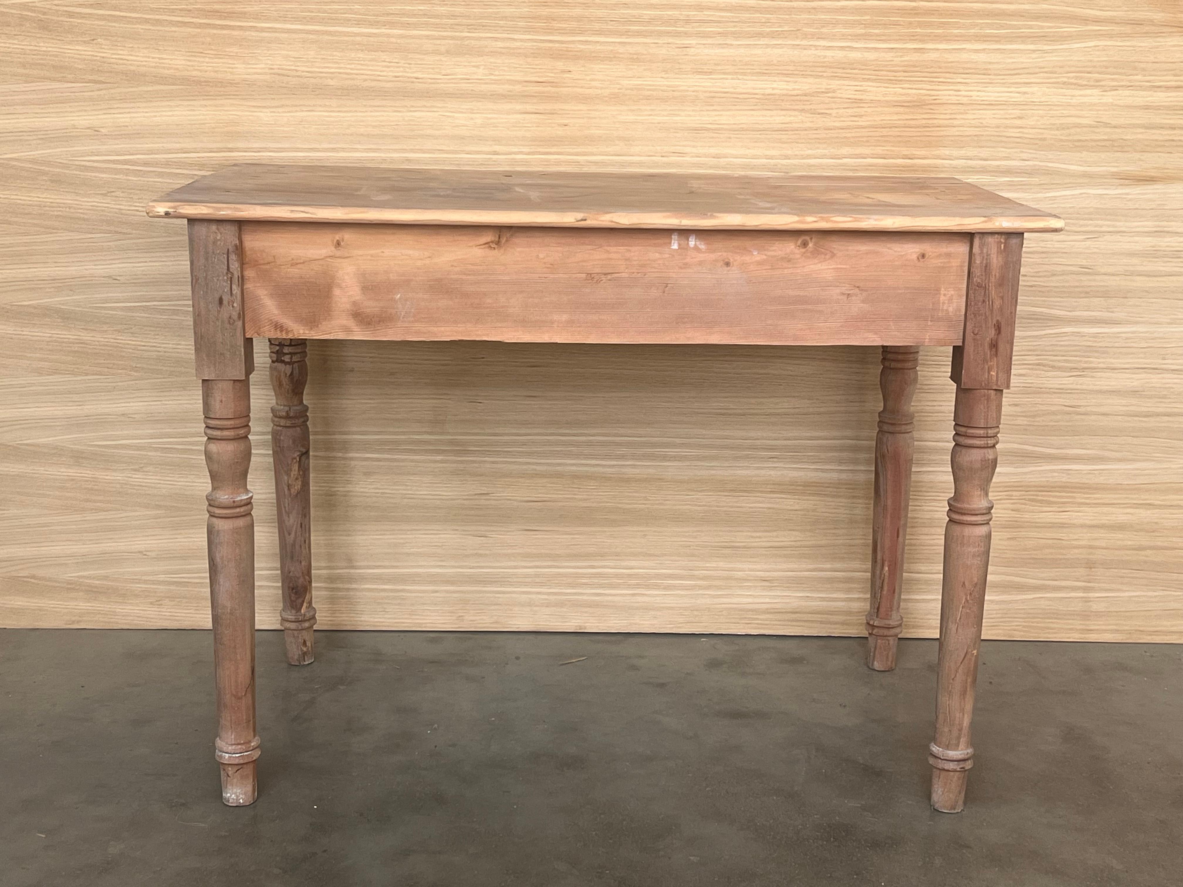 Spanish Baroque Bleached Side Table with Drawer For Sale 3