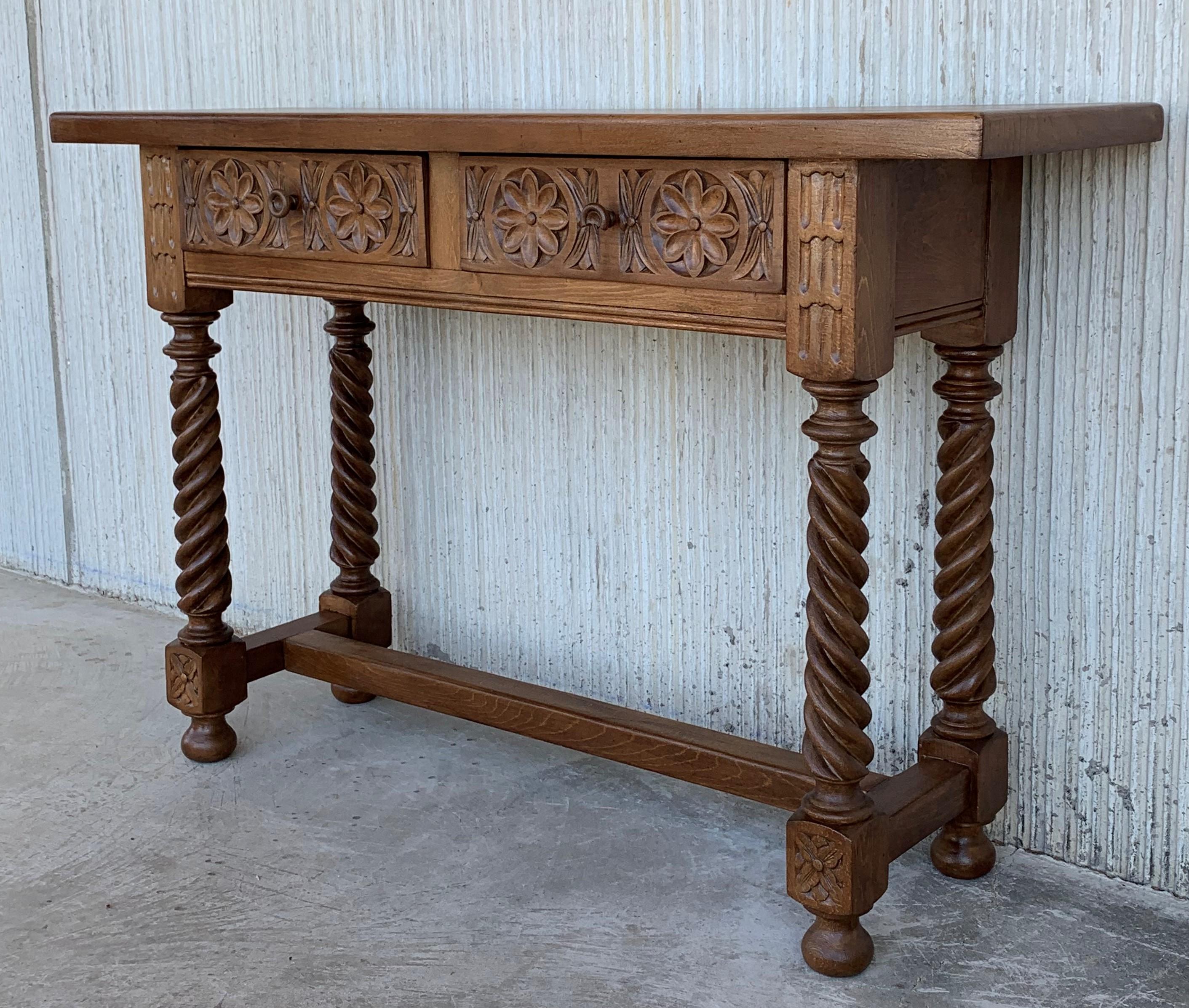 Spanish Baroque Carved Walnut Console Table with Two Drawers, circa 1860 In Good Condition In Miami, FL