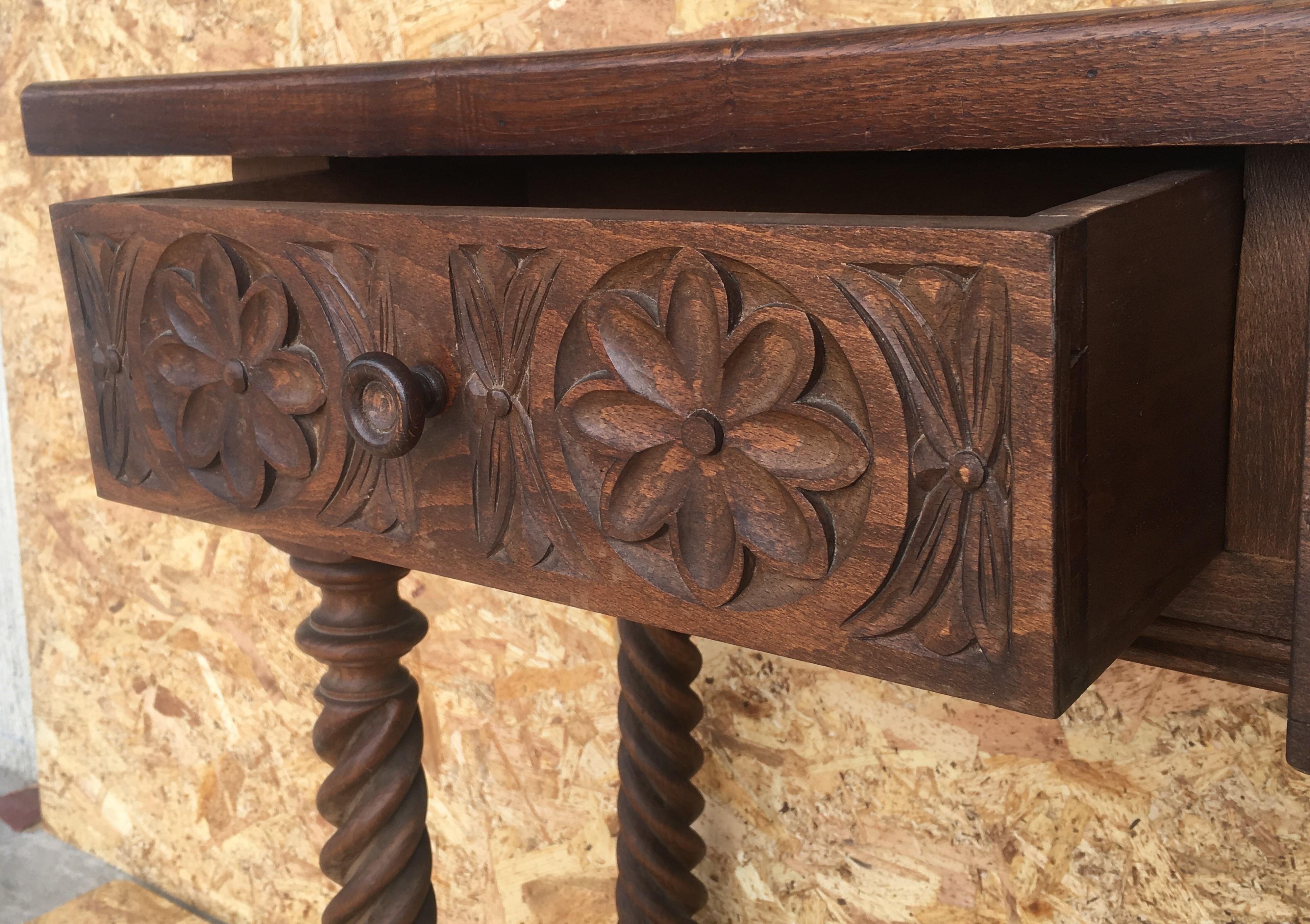 Spanish Baroque Carved Walnut Console Table with Two Drawers, circa 1860 3