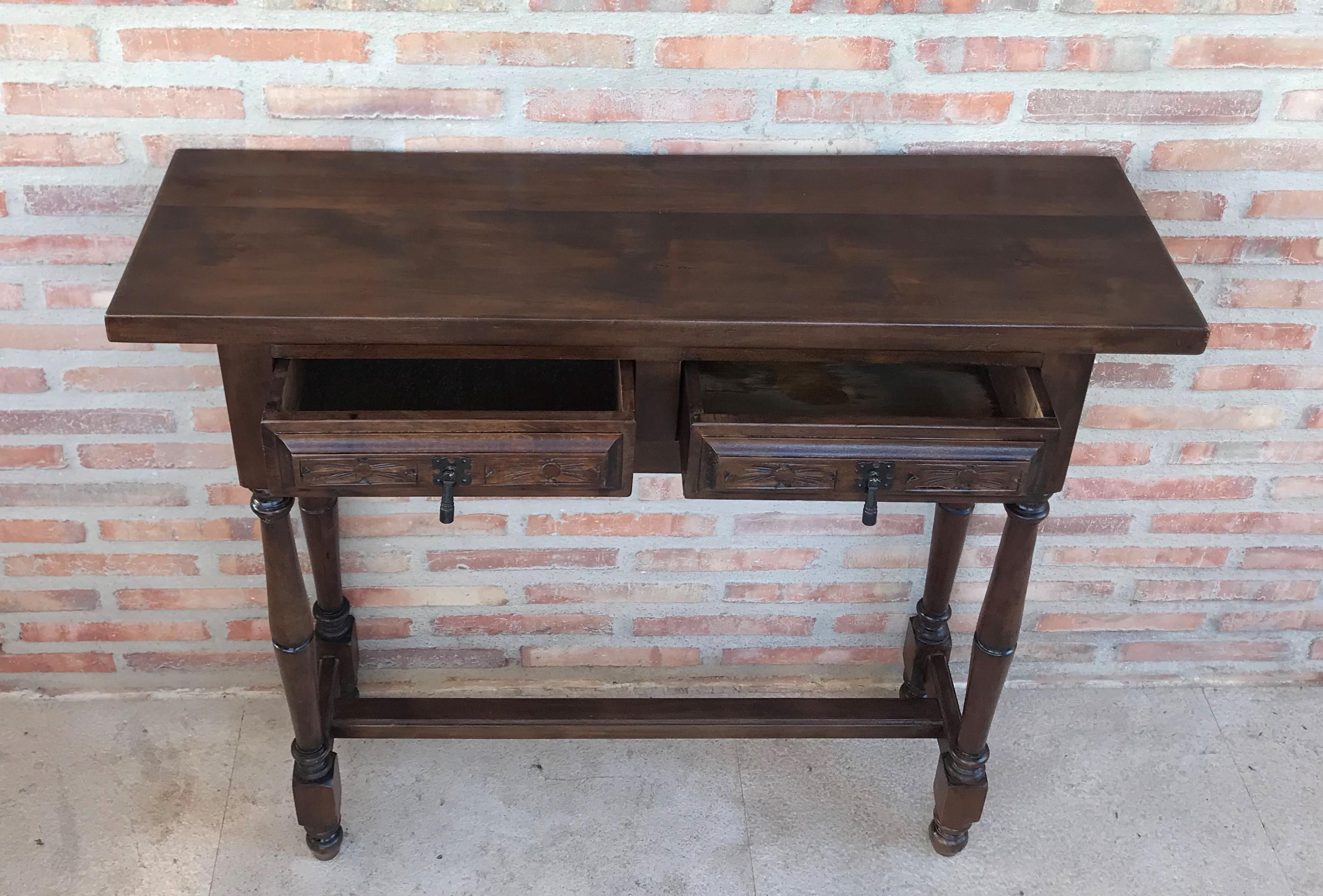 Spanish Baroque Carved Walnut Console Table with Two Drawers, circa 1890 In Good Condition In Miami, FL