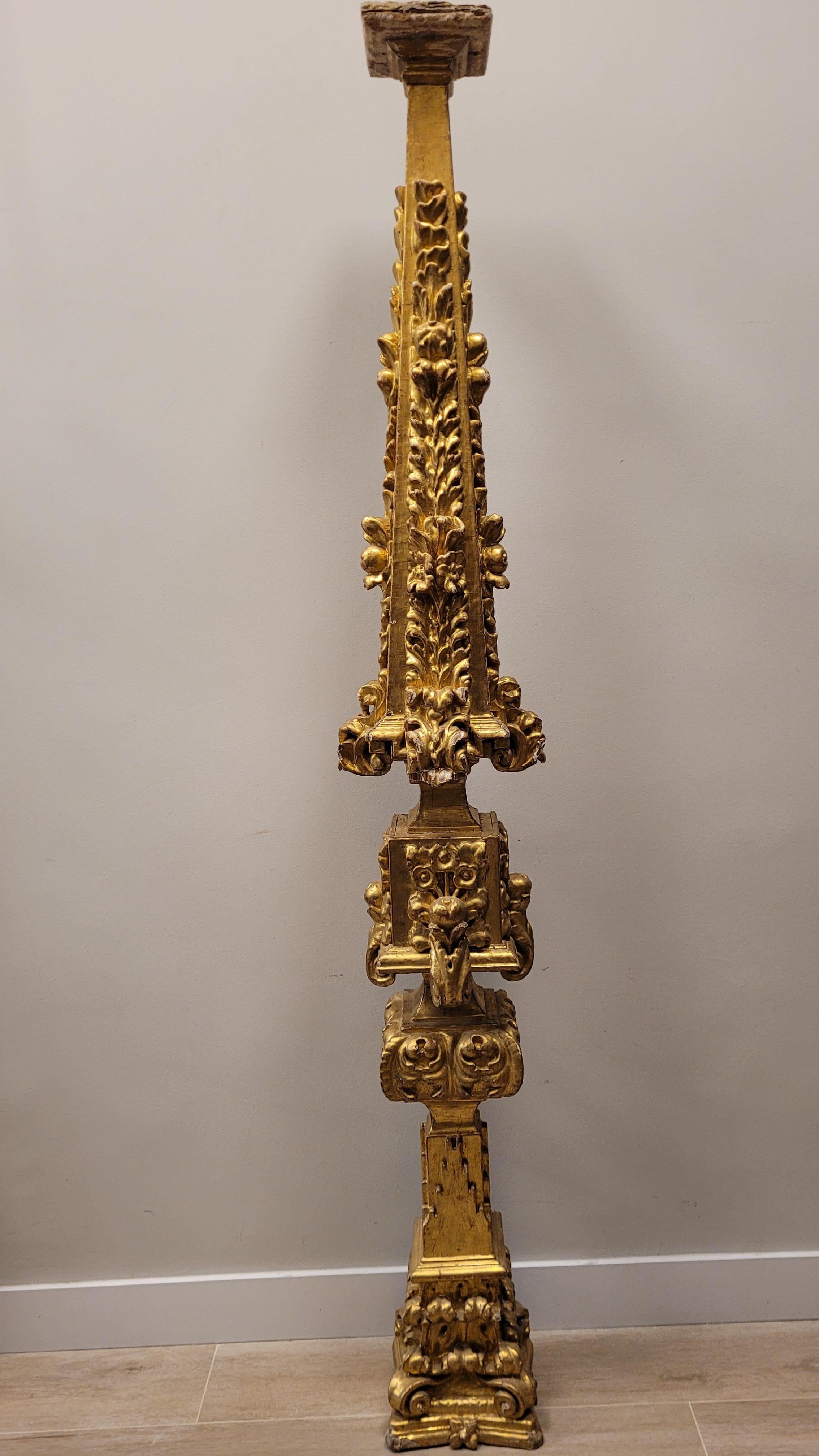 Spanish Baroque estipite, Column Sculpture , carved and gilded wood For Sale 11