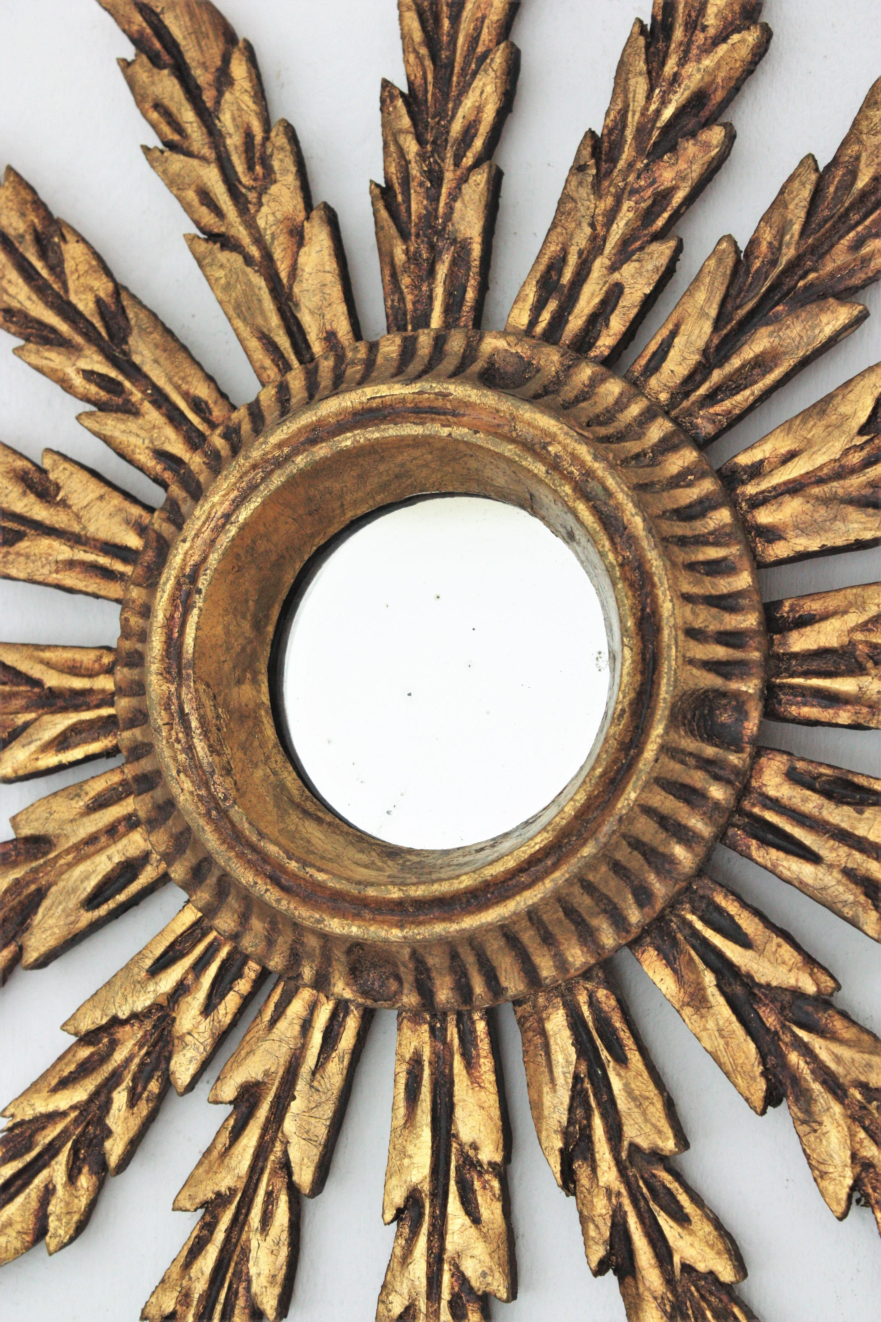 Spanish Baroque Giltwood Sunburst Mirror For Sale 3