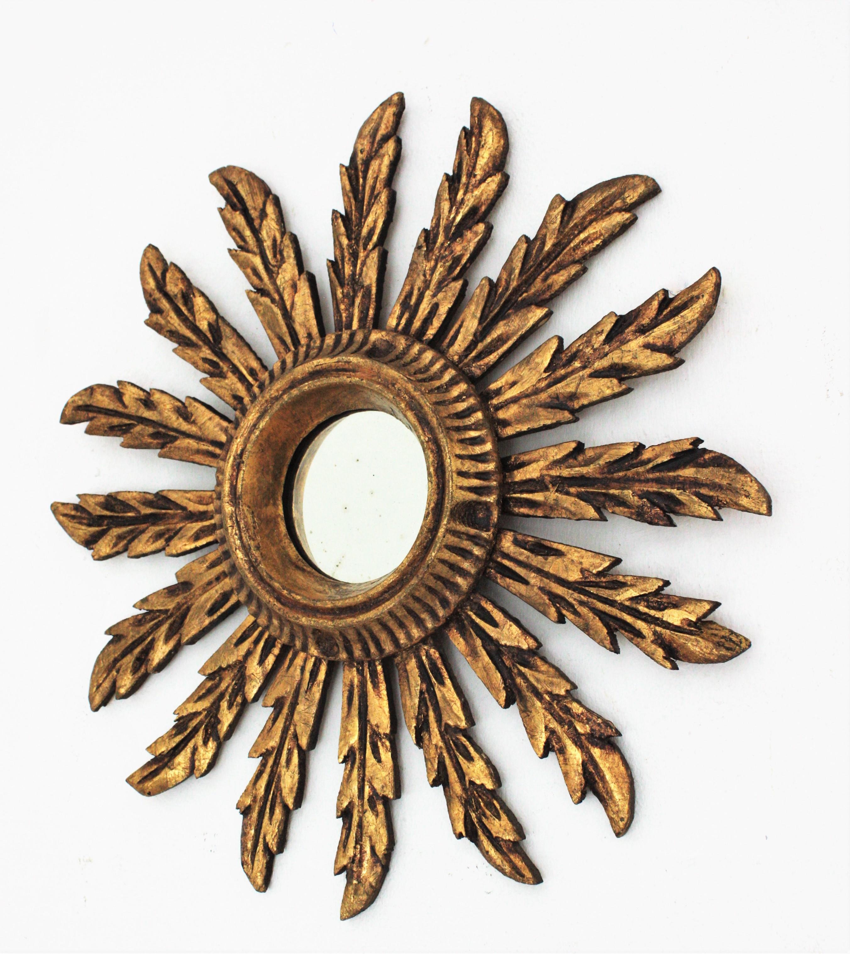 Spanish Baroque Giltwood Sunburst Mirror For Sale 4