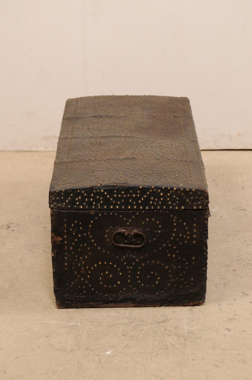 Spanish Baroque Leather-Wrapped Coffer Adorn with Brass Accents, 18th Century For Sale 6