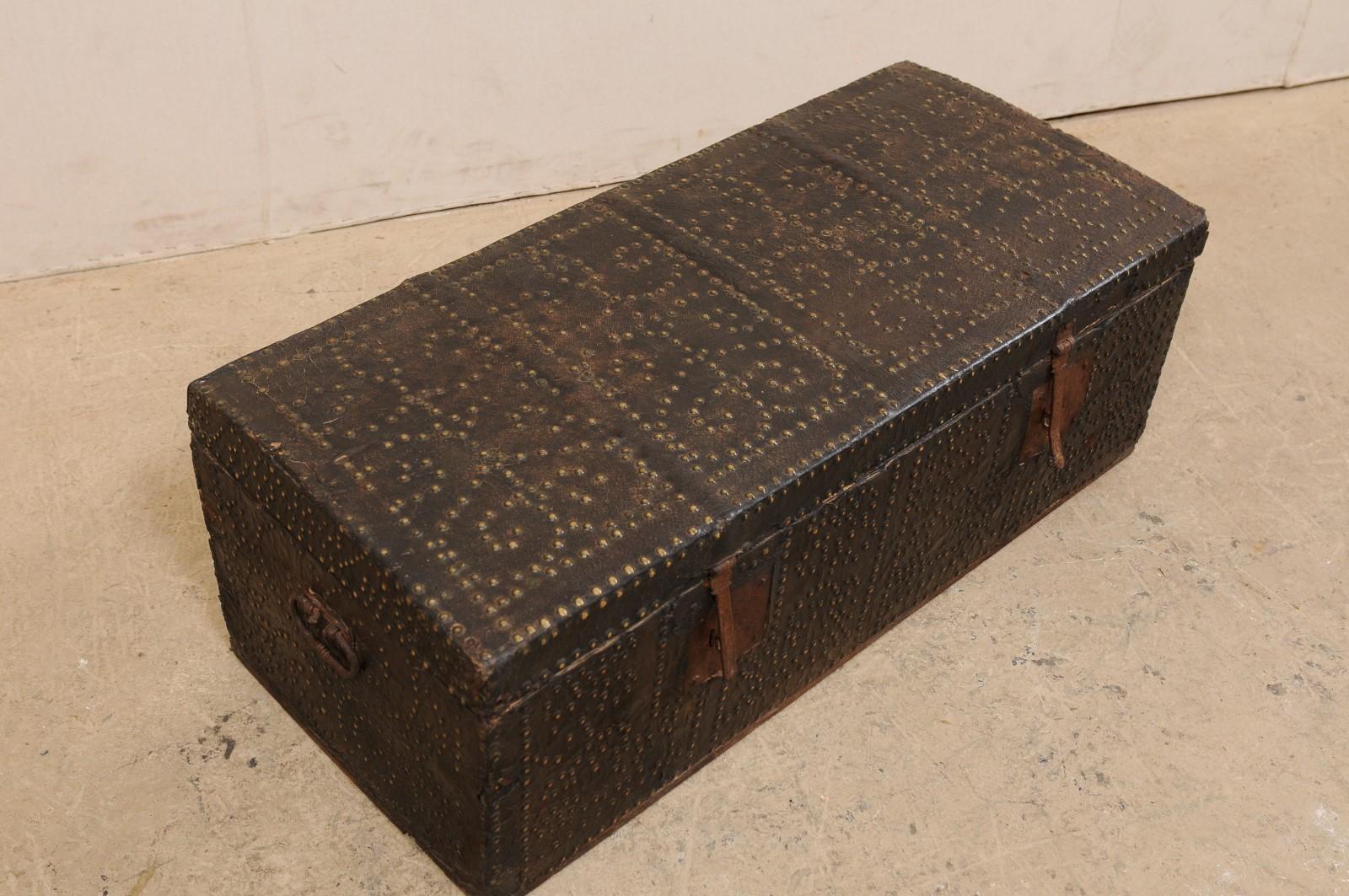 Spanish Baroque Leather-Wrapped Coffer Adorn with Brass Accents, 18th Century For Sale 3