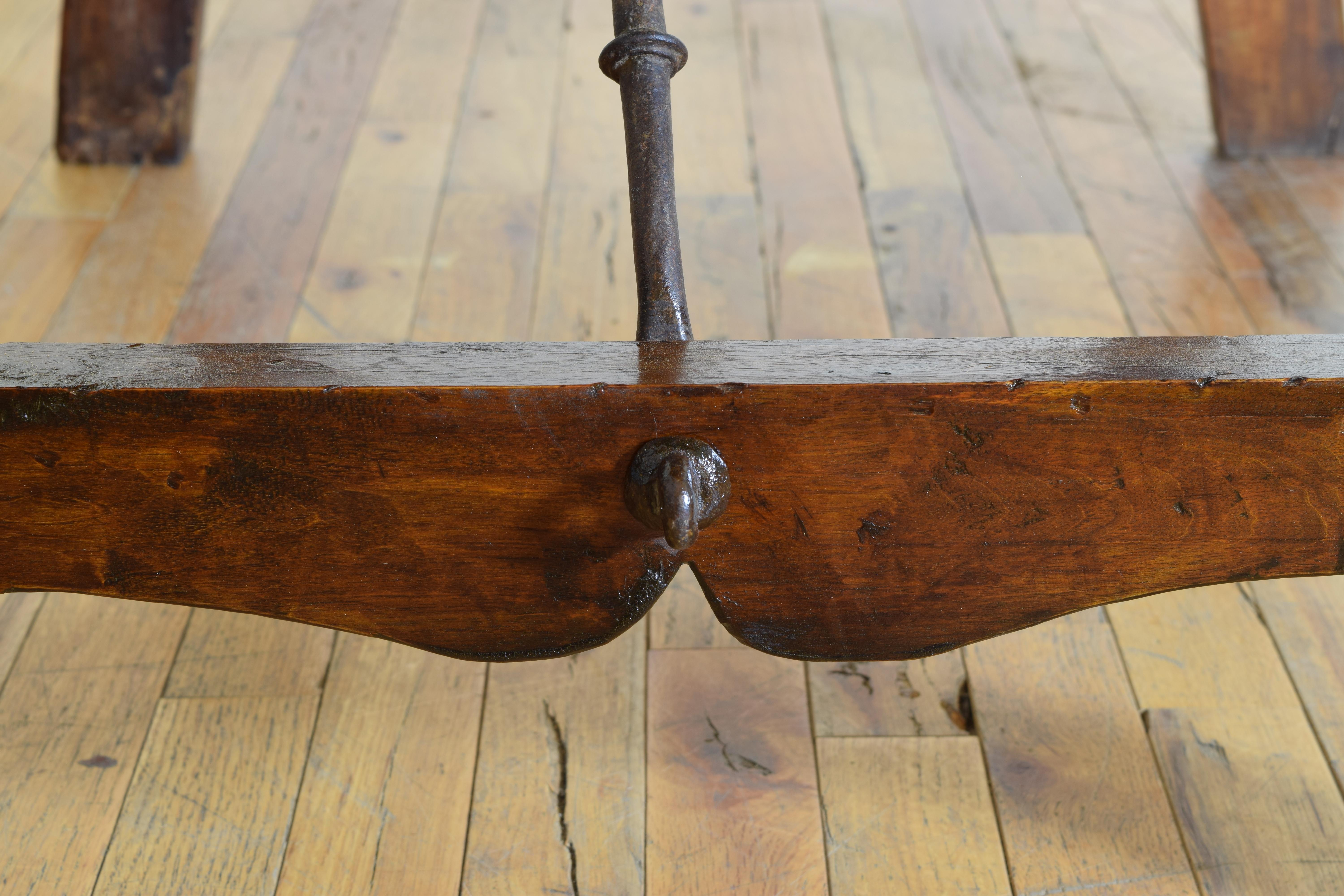 Spanish Baroque Period Dark Walnut and Iron Center or Writing Table, ca. 1675 For Sale 4