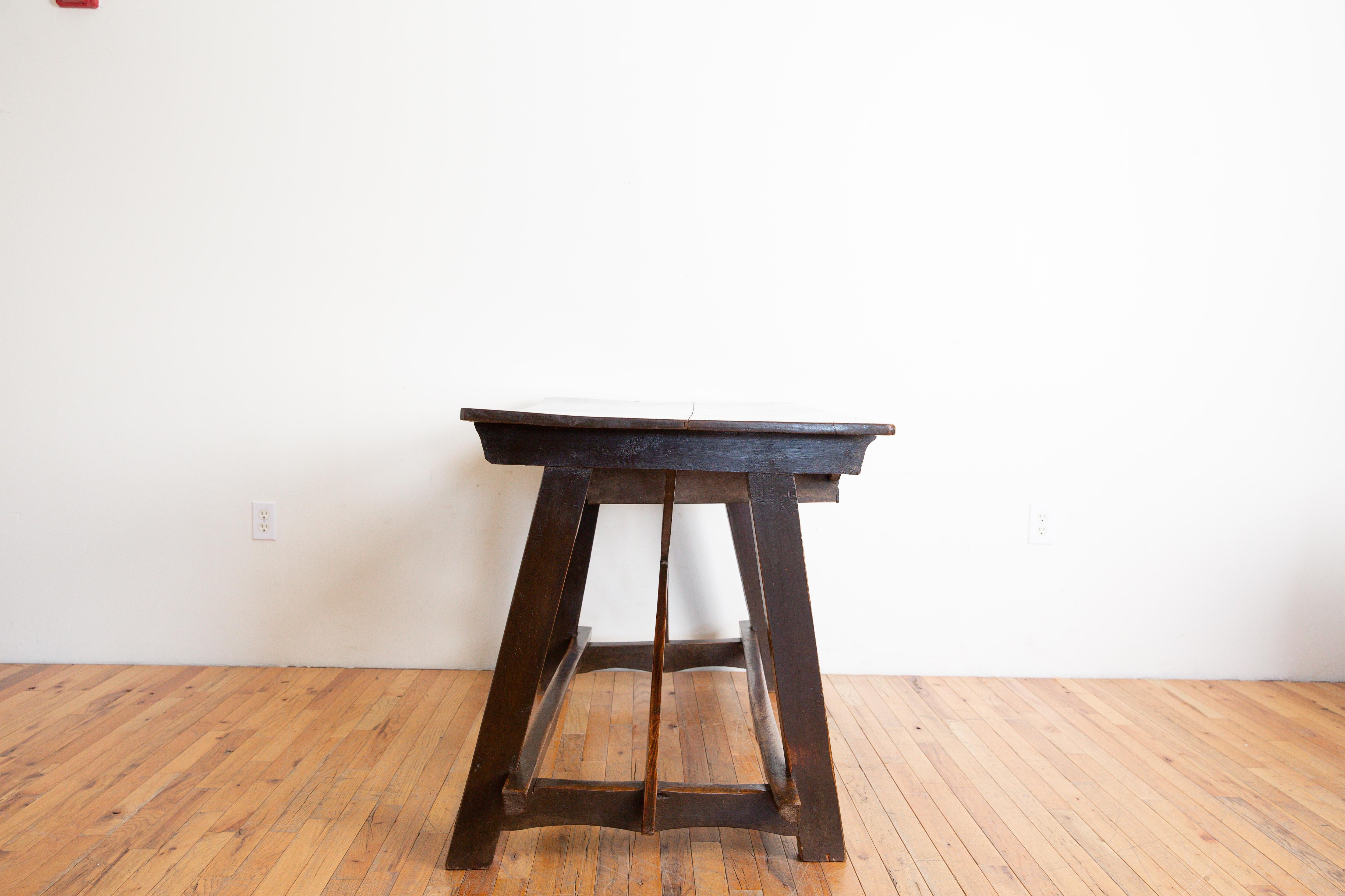 Espagnol Table de bureau ou de travail espagnole d'époque baroque à 1 tiroir, fin du 17ème siècle en vente