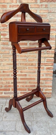 Spanish Baroque Revival Walnut Gentleman’s Valet Stand with Drawers, 1920s