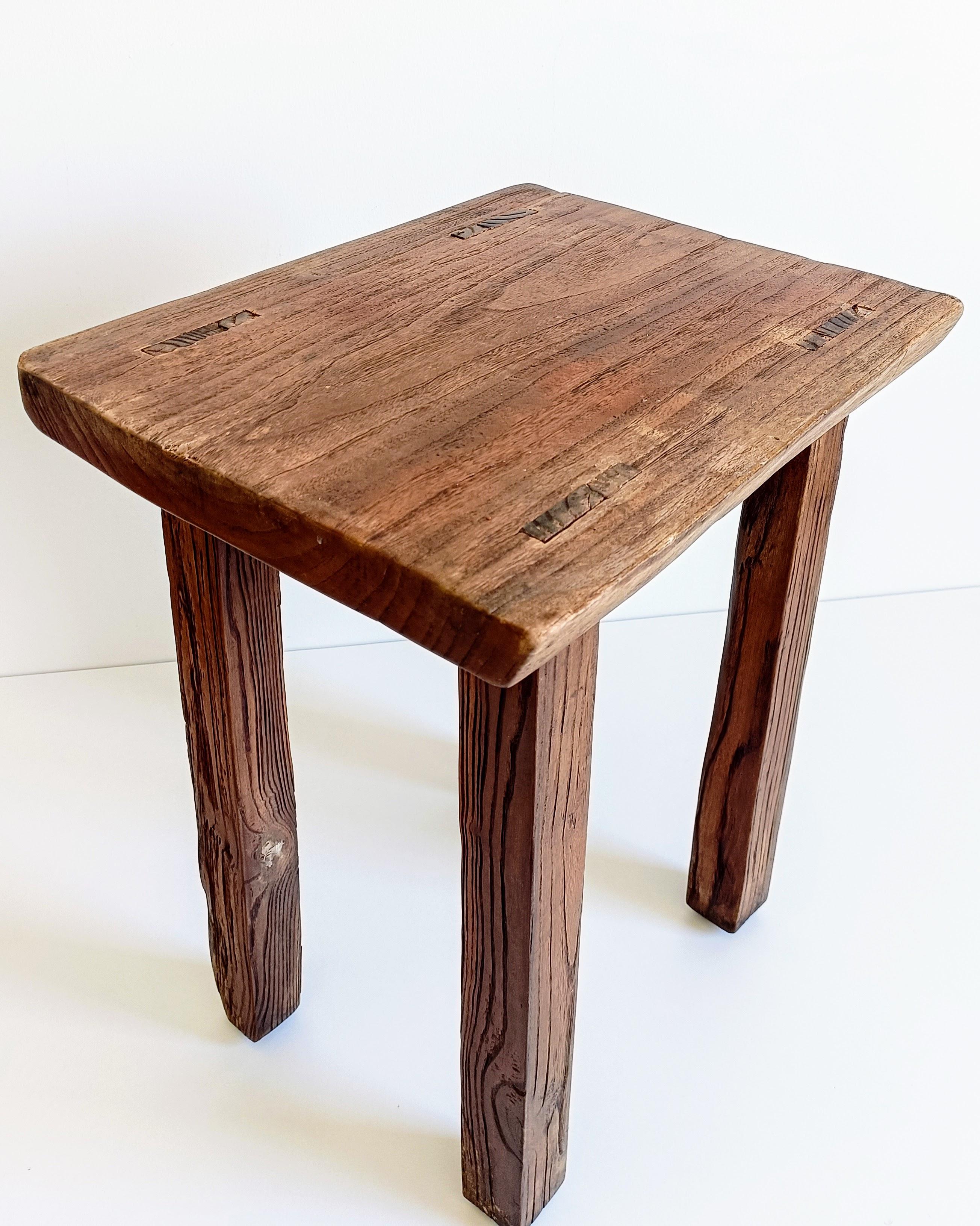 Spanish Baroque Rustic Oak Wood Side Table or Stool, Early 18th-C im Angebot 2