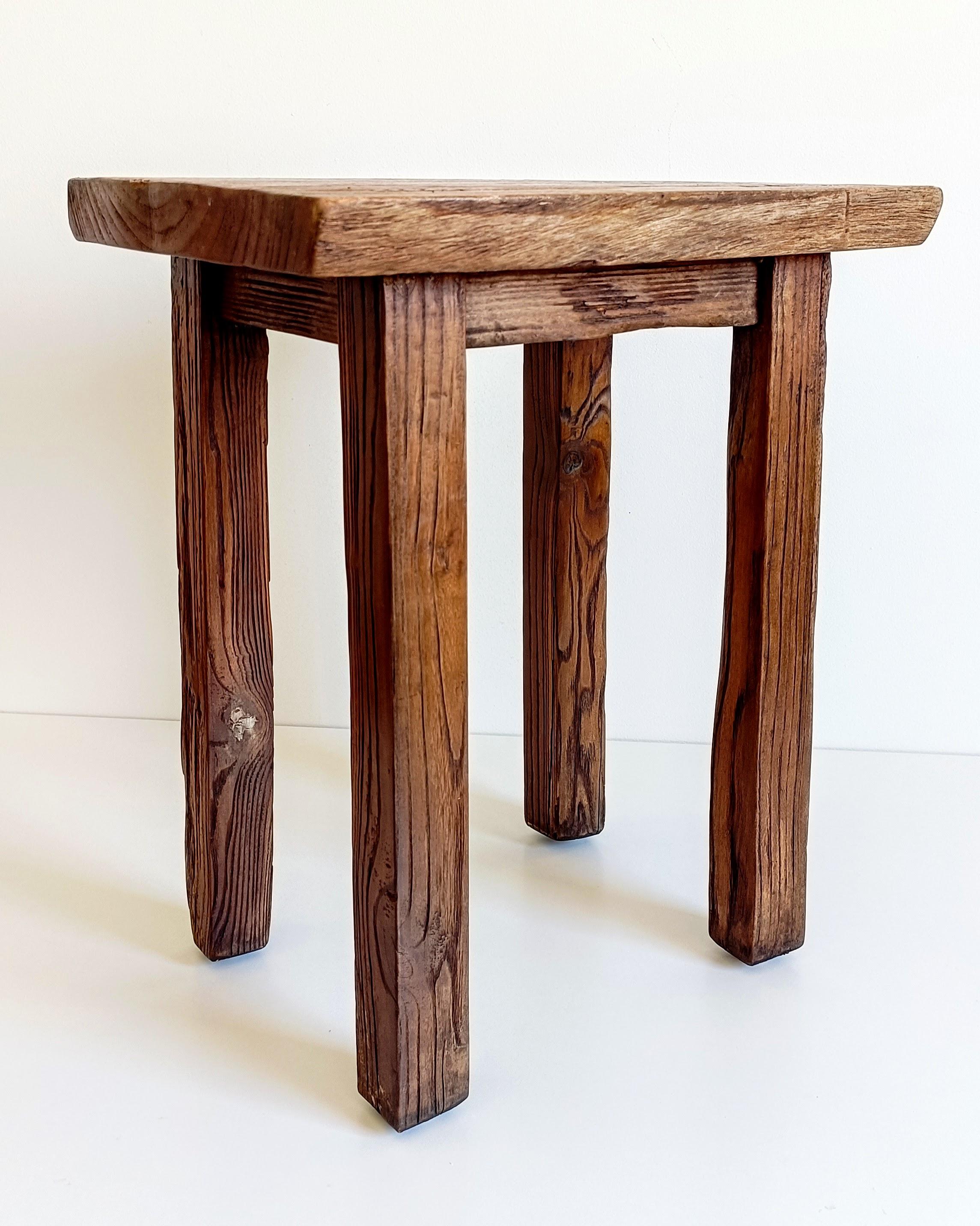 Spanish Baroque Rustic Oak Wood Side Table or Stool, Early 18th-C im Angebot 4