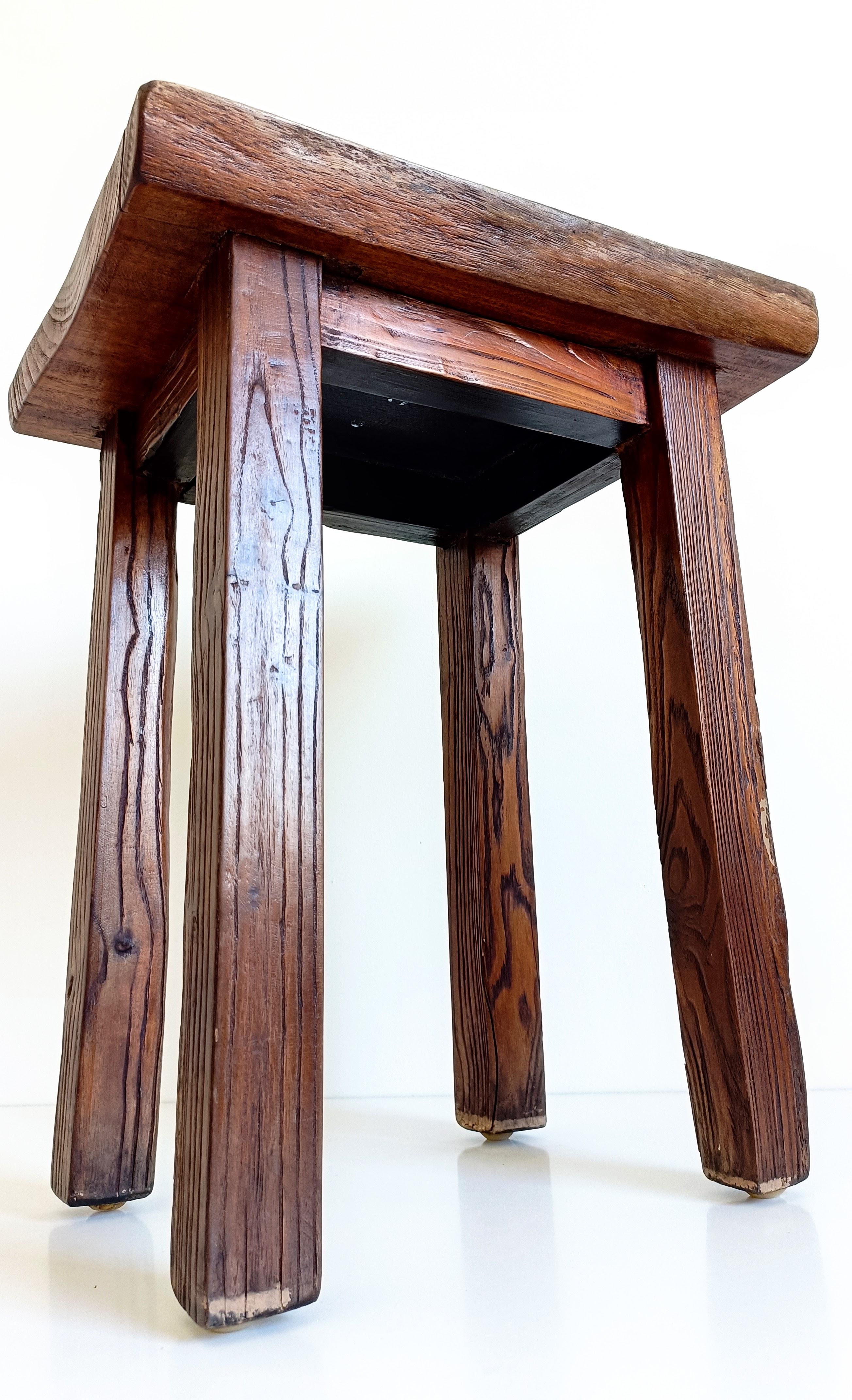 Spanish Baroque Rustic Oak Wood Side Table or Stool, Early 18th-C im Angebot 5