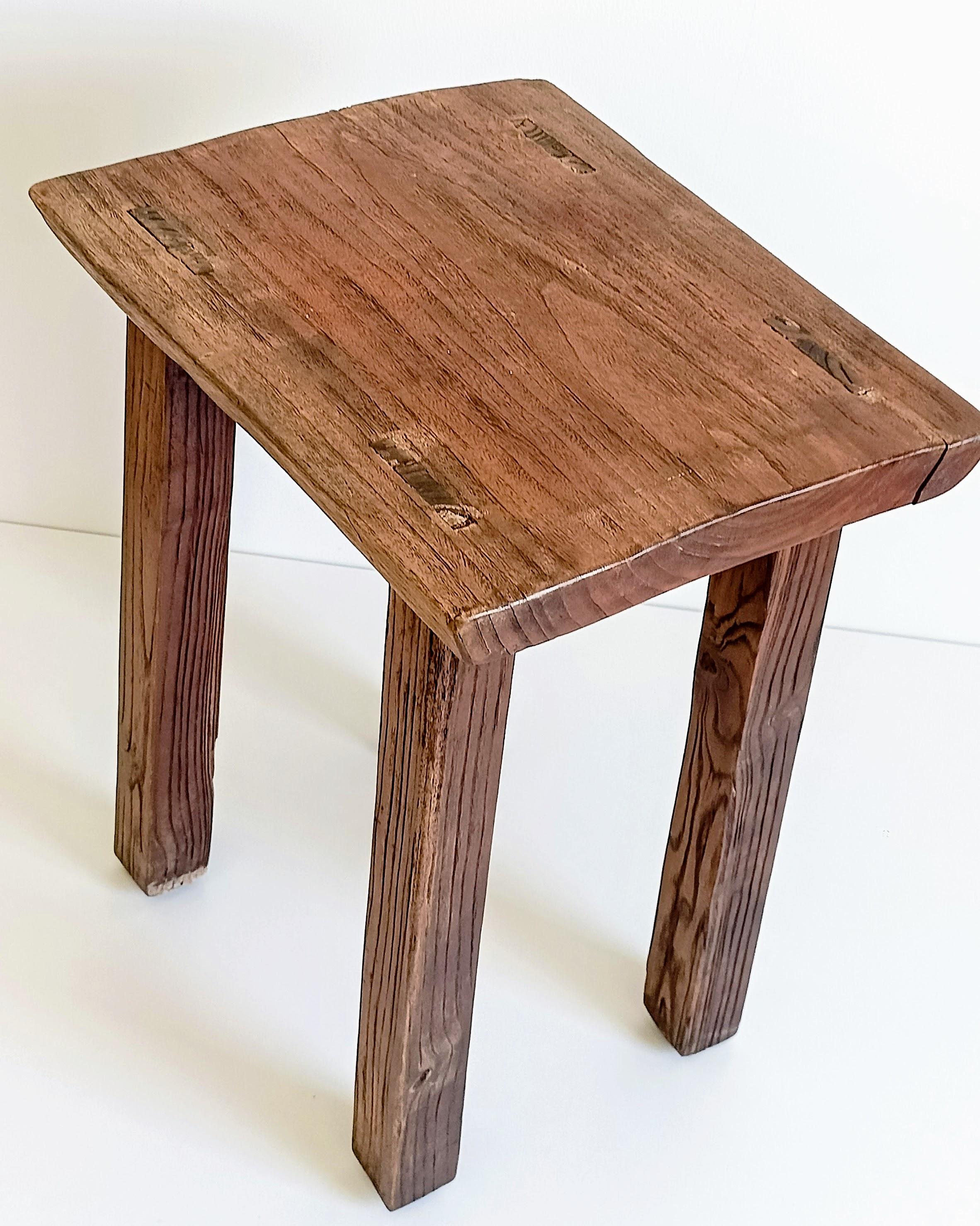 Spanish Baroque Rustic Oak Wood Side Table or Stool, Early 18th-C im Angebot 1