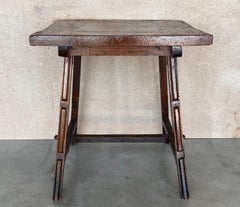 Spanish Baroque Side Table with Wood Stretcher and Carved Top in Walnut