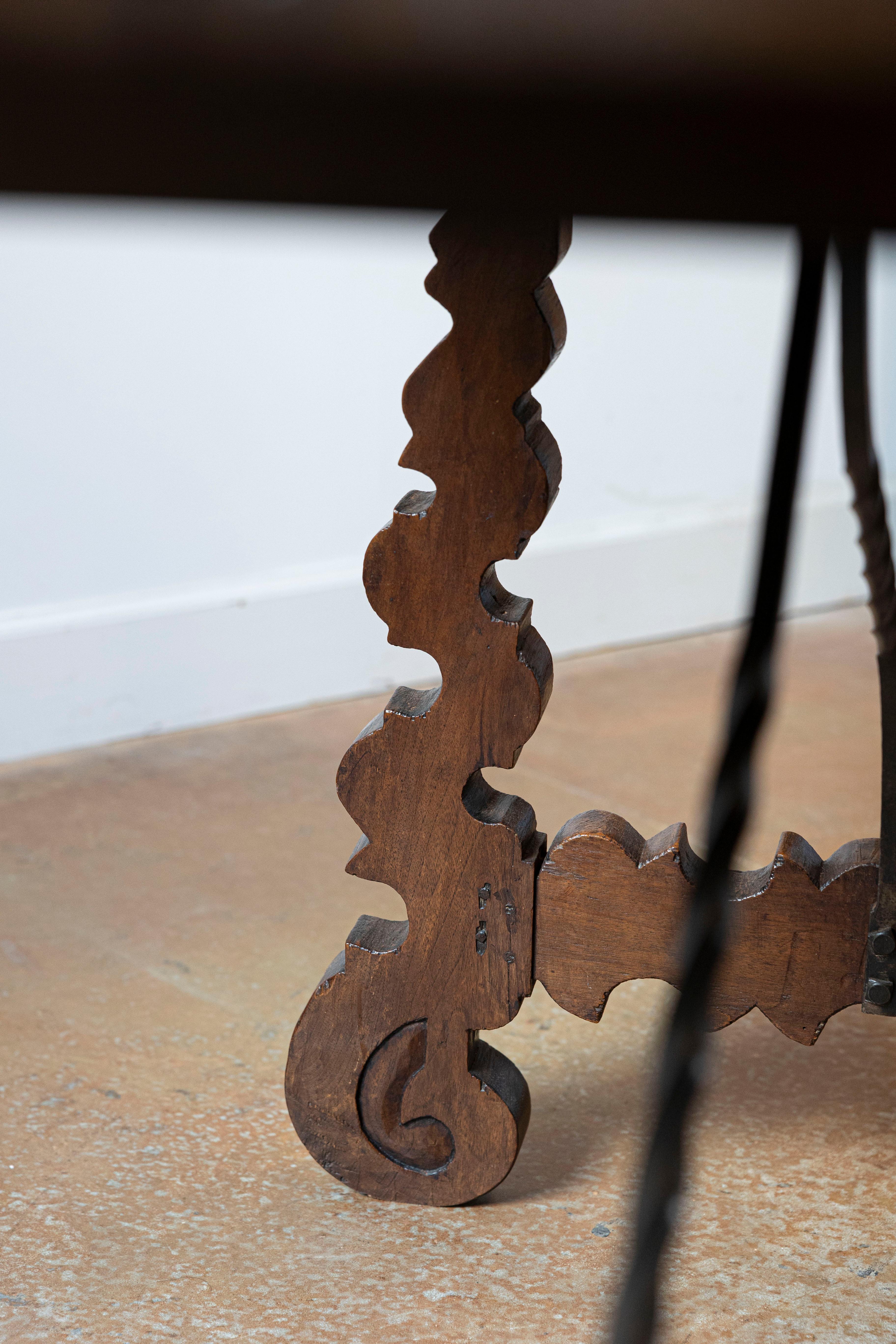 Spanish Baroque Style 19th Century Walnut Fratino Table with Lyre Shaped Base For Sale 6