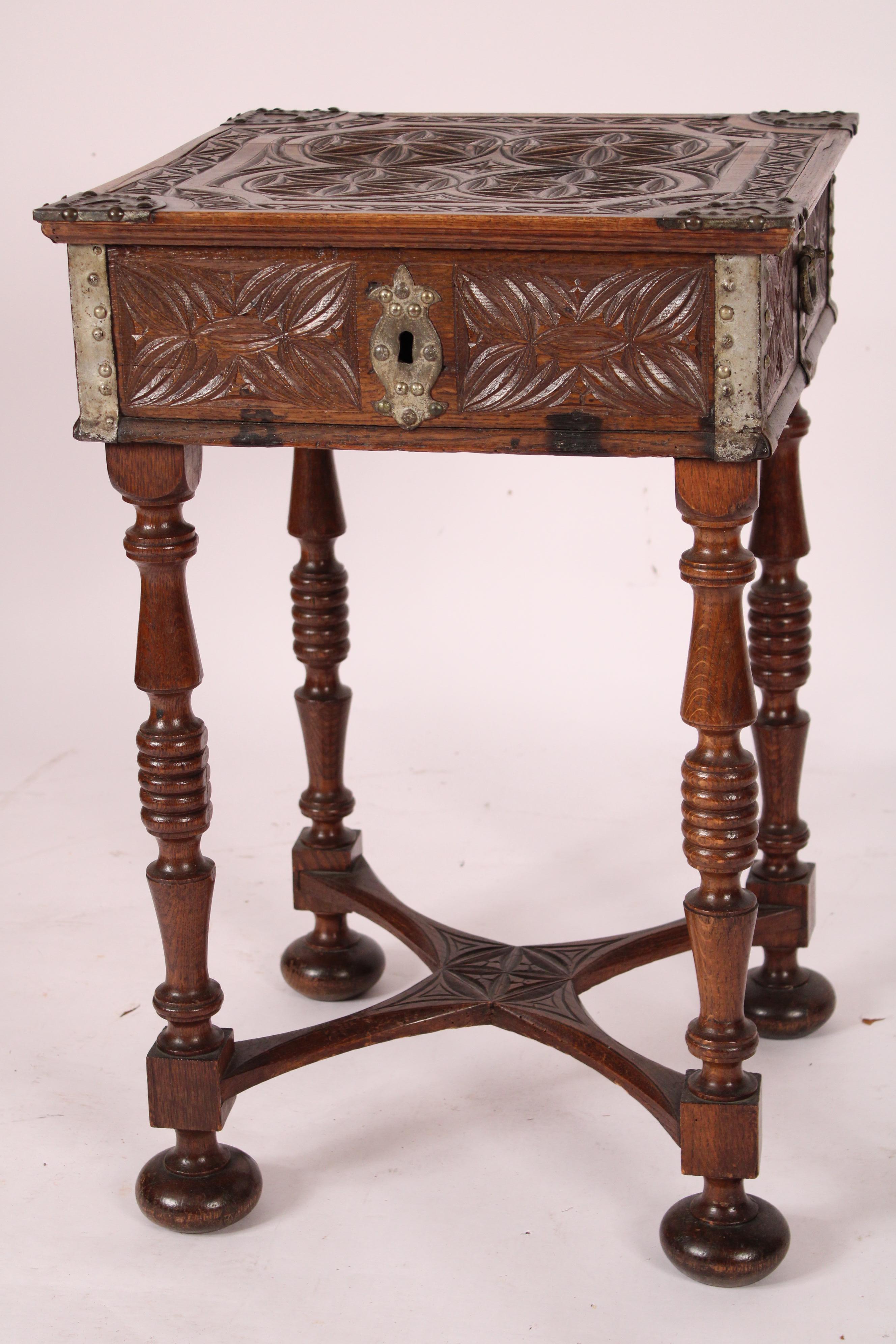 Spanish Baroque Style Carved Oak Occasional Table In Good Condition For Sale In Laguna Beach, CA