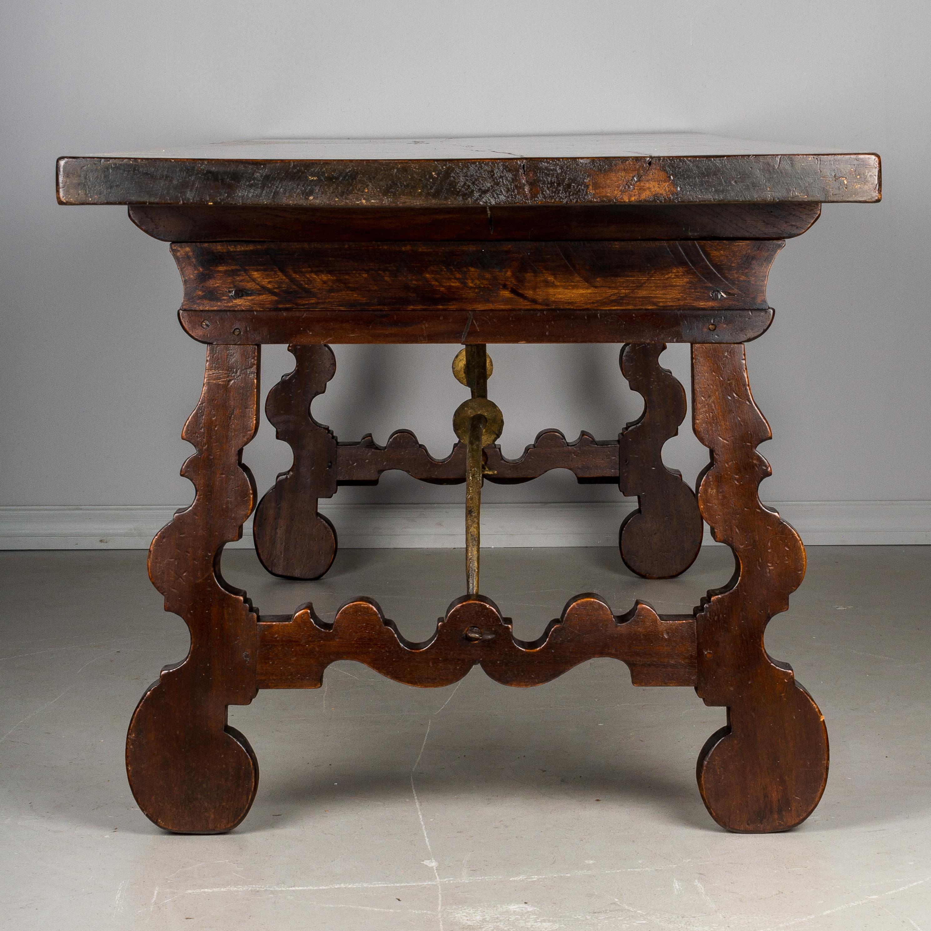 Spanish Baroque Style Refectory Table im Zustand „Gut“ in Winter Park, FL