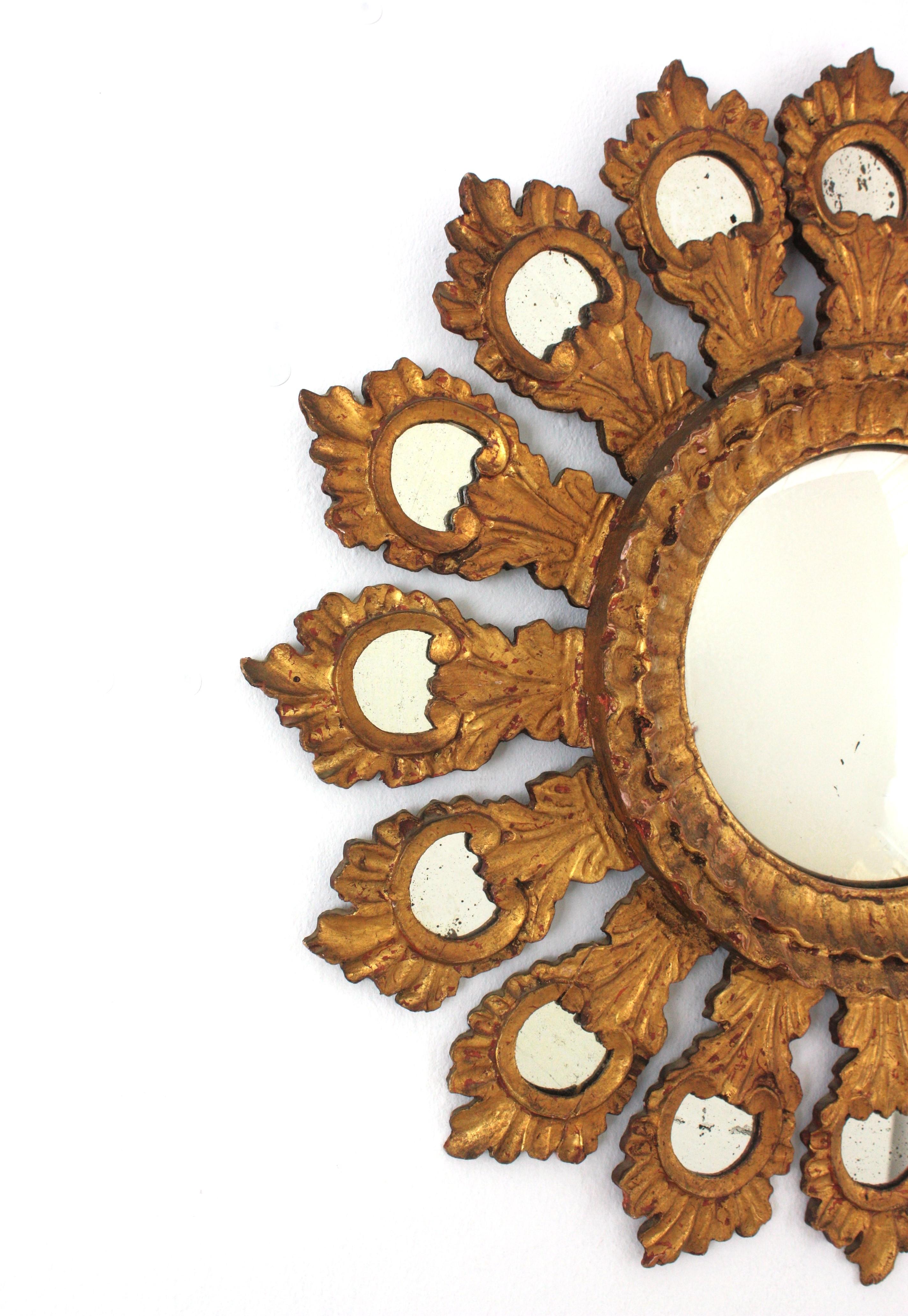 20th Century Spanish Baroque Sunburst Gilt Carved Wood Bullseye Mirror with Mirror Insets For Sale