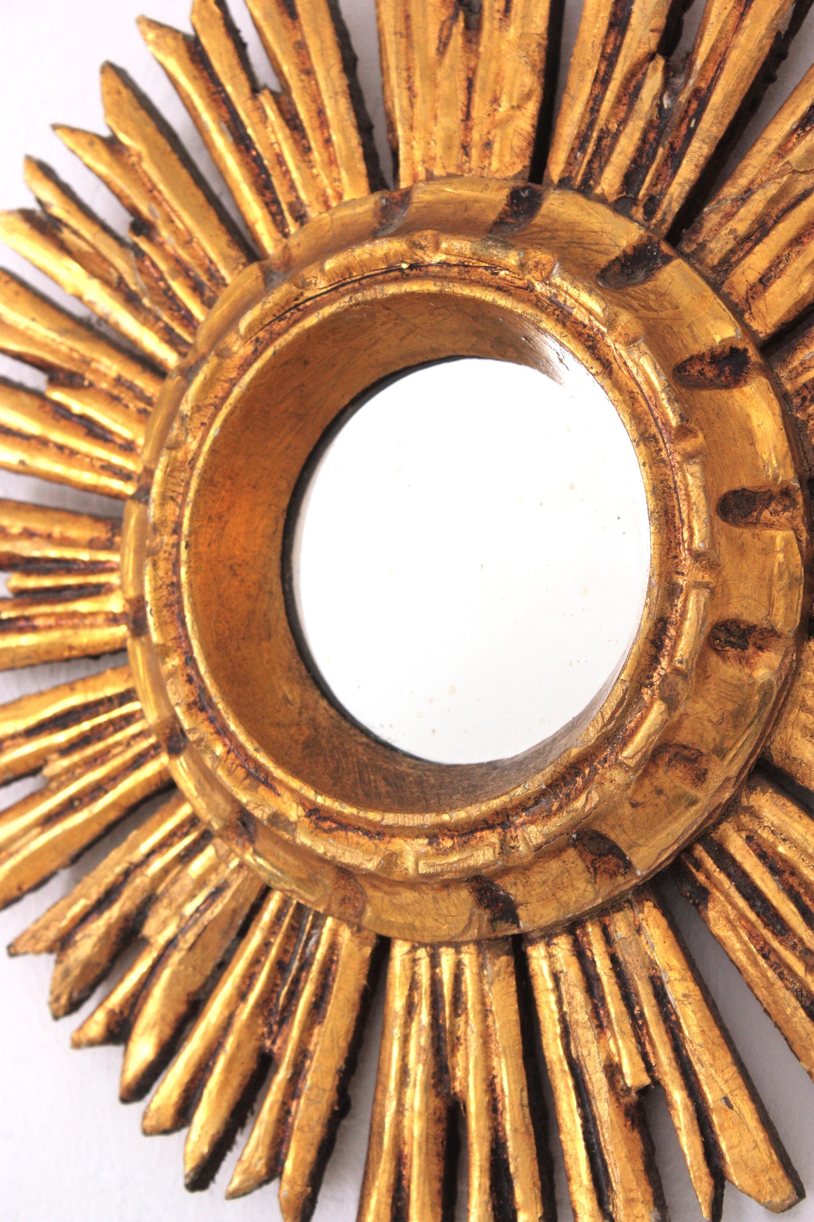 20th Century Spanish Baroque Sunburst Giltwood Mirror in Small Scale, 1940s For Sale