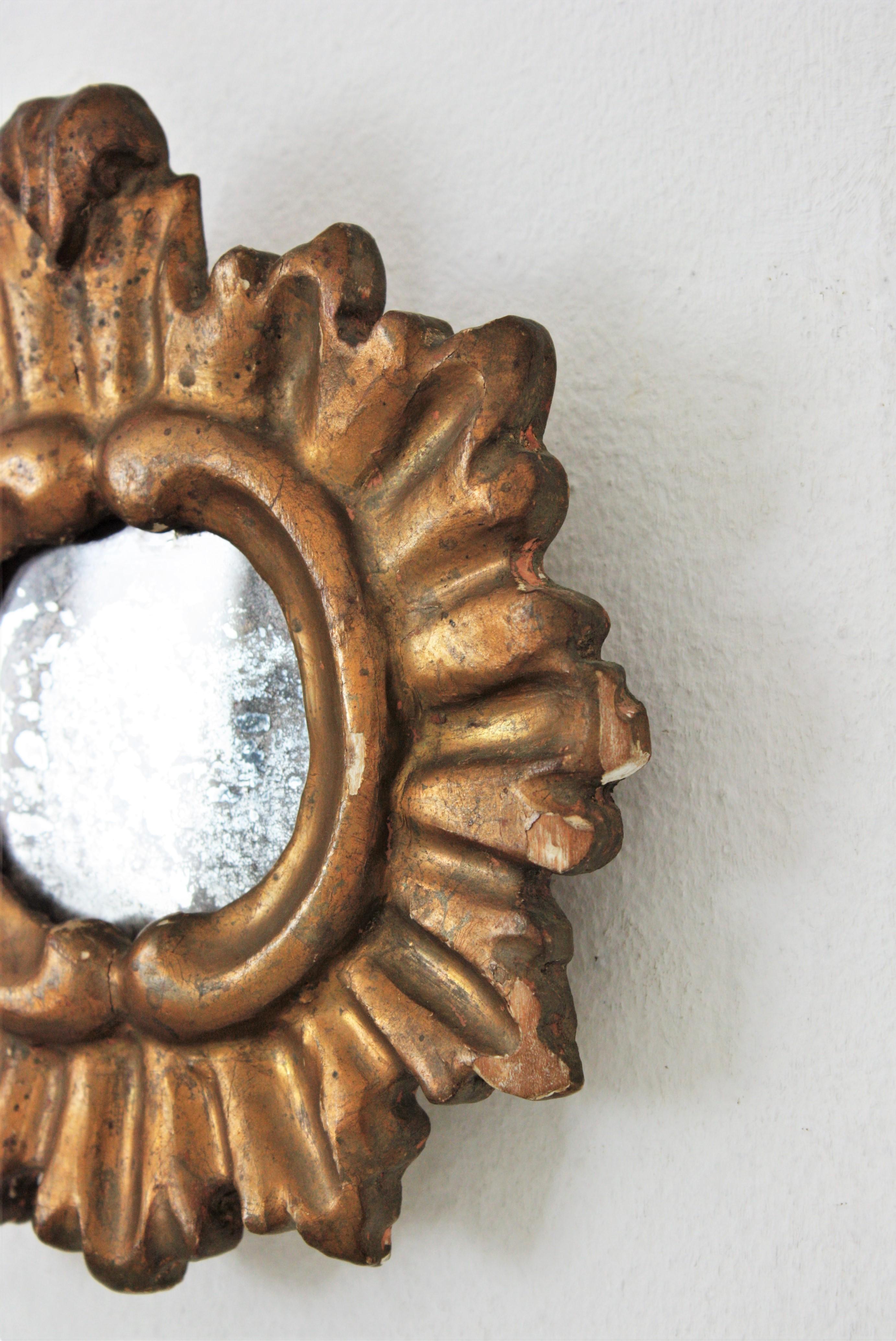 Spanish Baroque Sunburst Mirror Miniature in Gold Leaf Gilded Wood For Sale 3