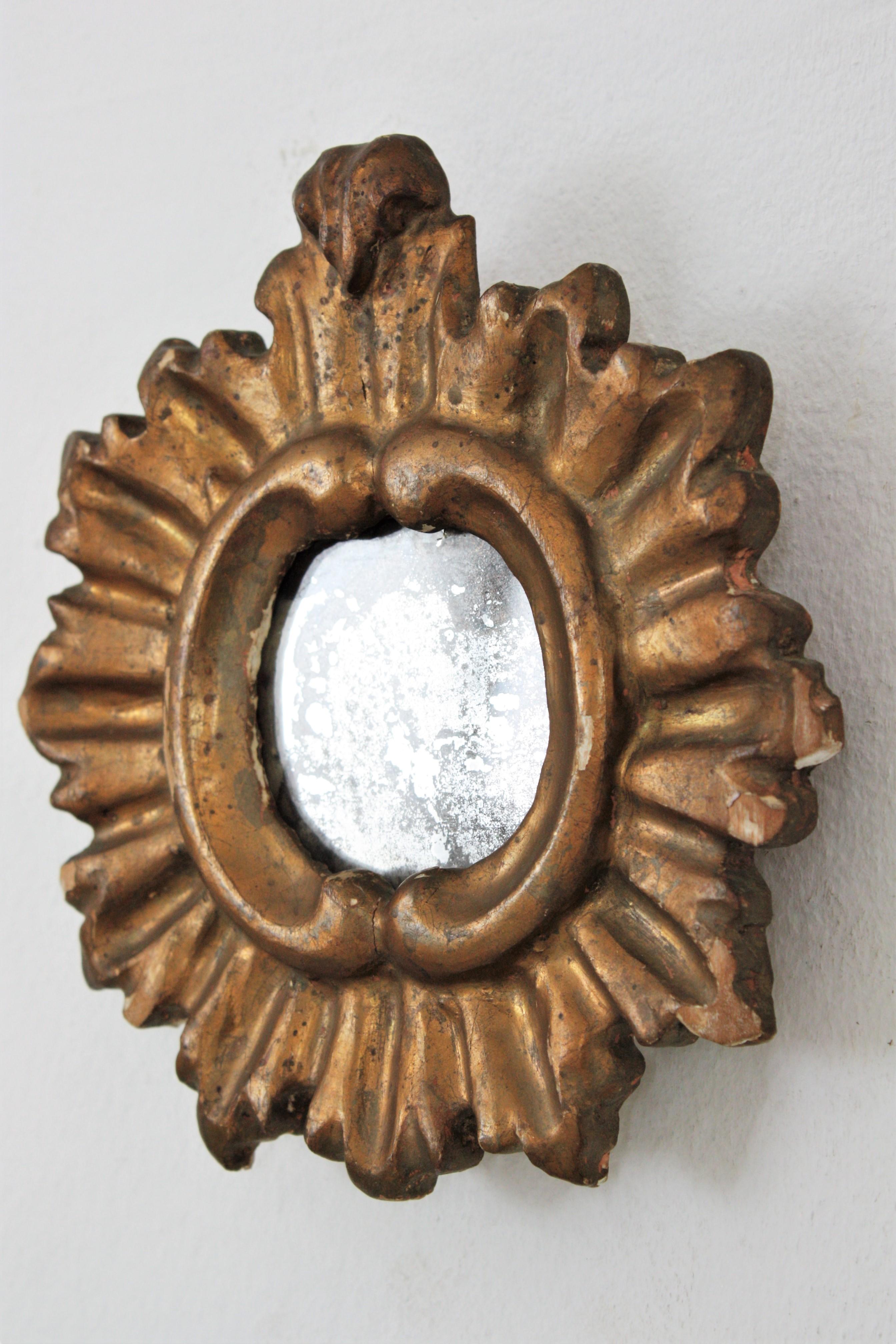 Spanish Baroque Sunburst Mirror Miniature in Gold Leaf Gilded Wood For Sale 1