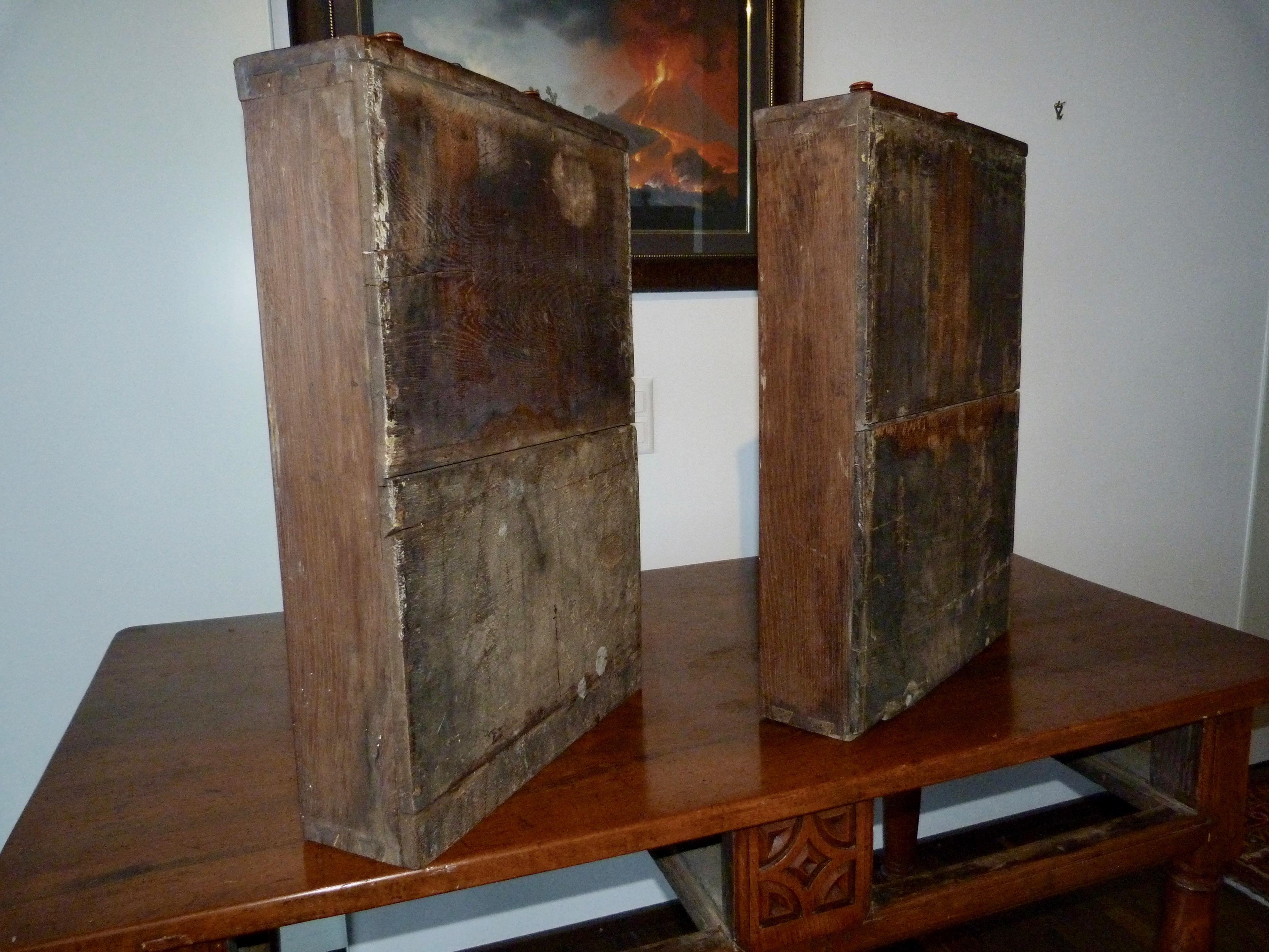 Spanischer Barock-Schreibtisch aus Nussbaumholz, spätes 17. Jahrhundert im Angebot 8