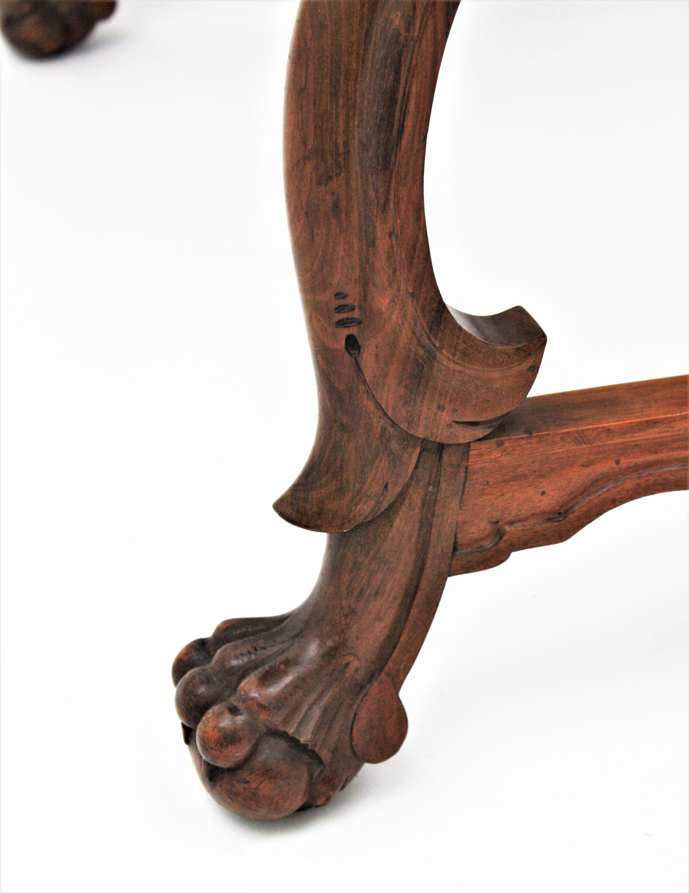 Spanish Baroque Fratino Table in Carved Walnut Wood For Sale 9