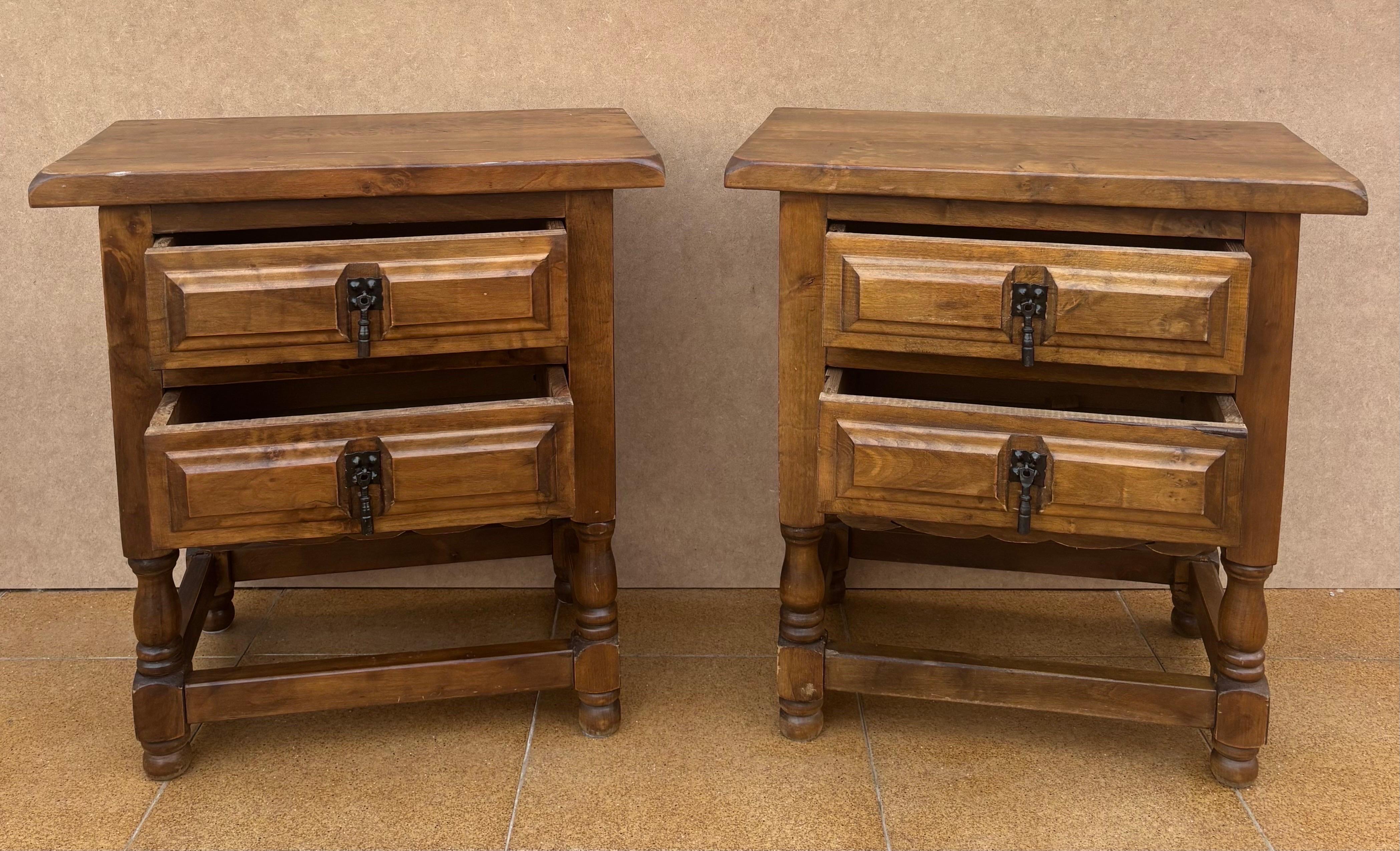 Espagnol Spanish Bedside Tables With Drawers And Iron Hardware, 1950s, Set Of 2 en vente