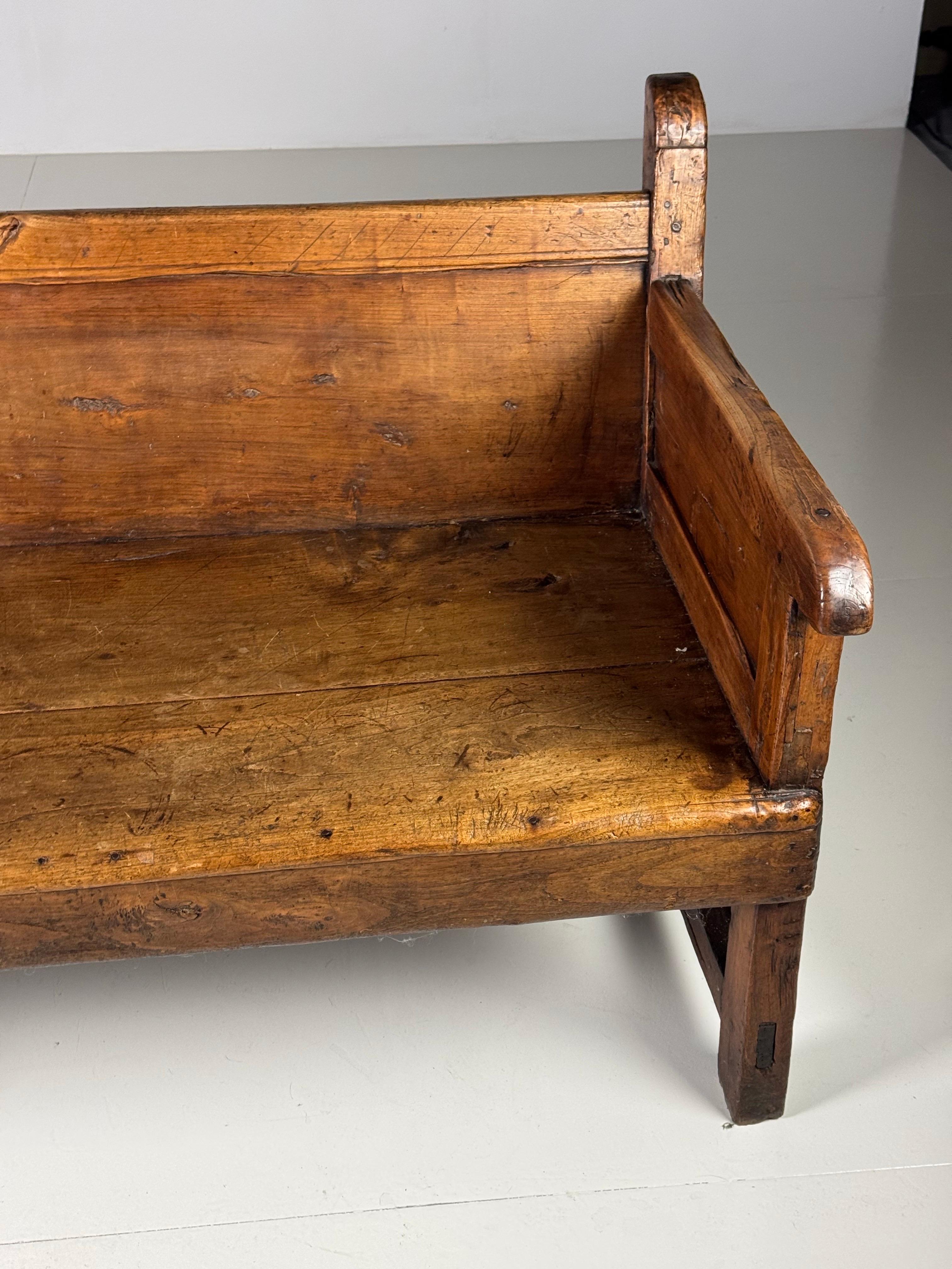Banc espagnol 18e siècle 9