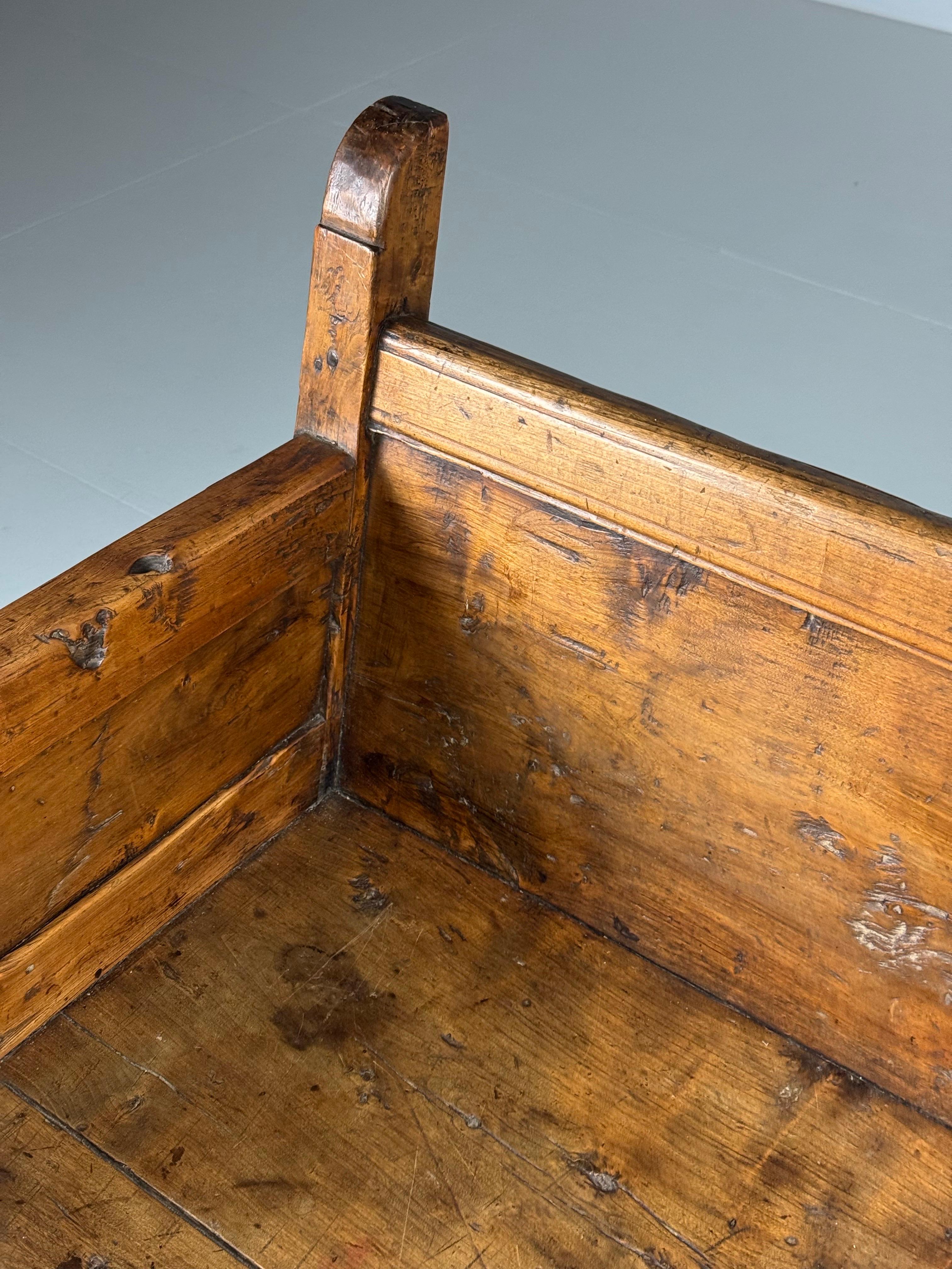 Banc espagnol 18e siècle 15
