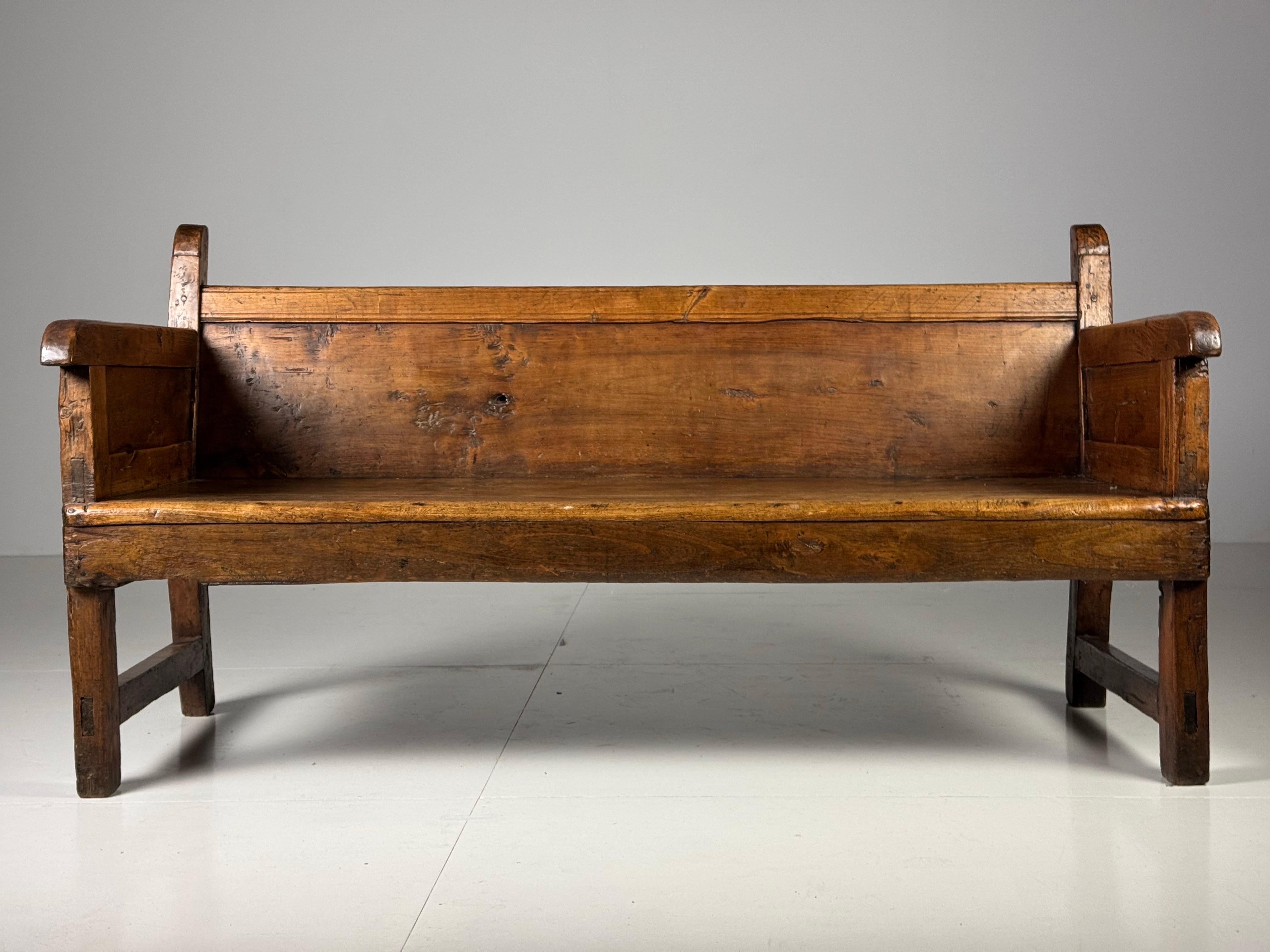 Banc espagnol 18e siècle 2