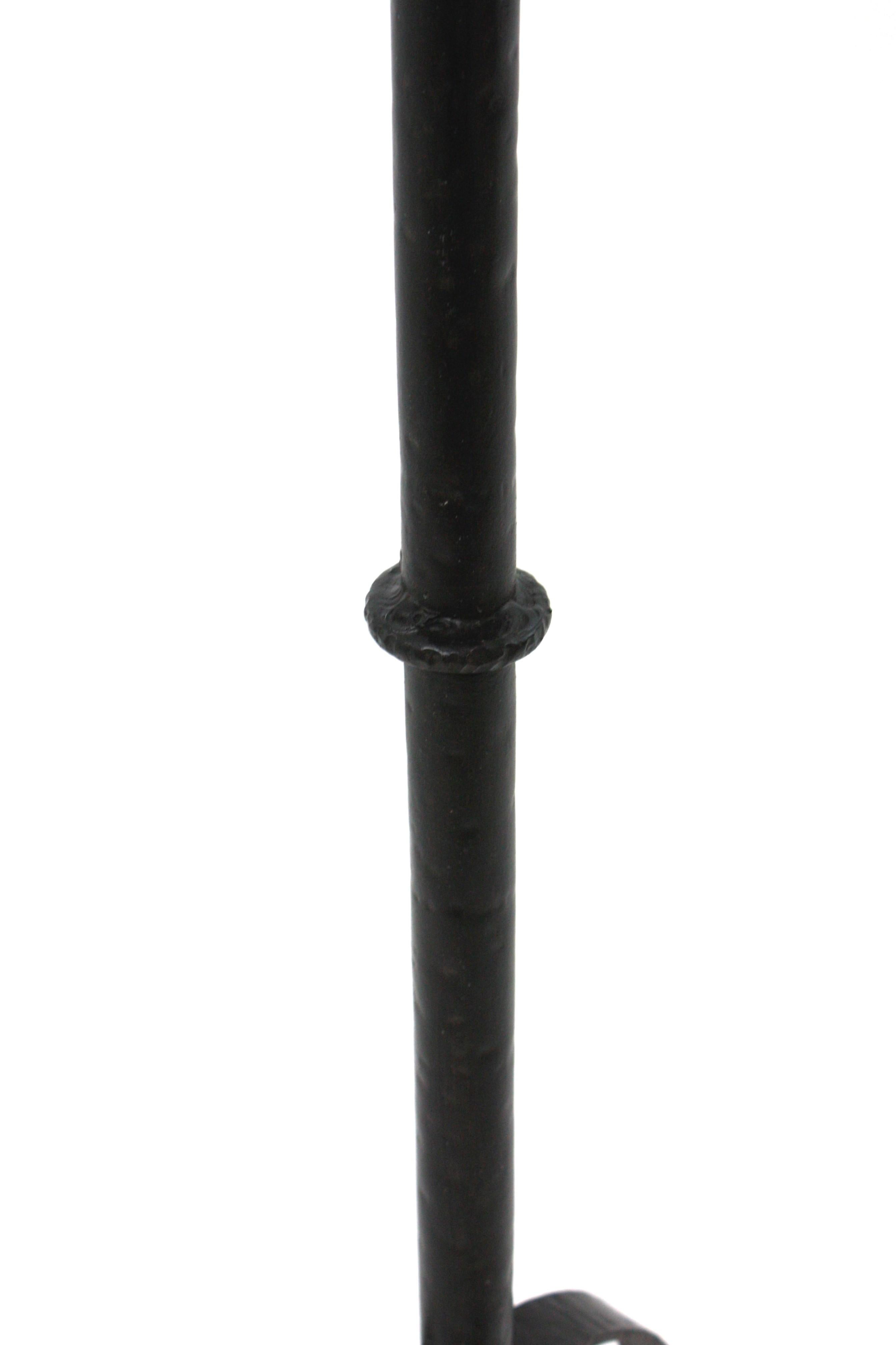 Table à boissons, table d'appoint ou d'appoint en fer forgé, 1940s en vente 5