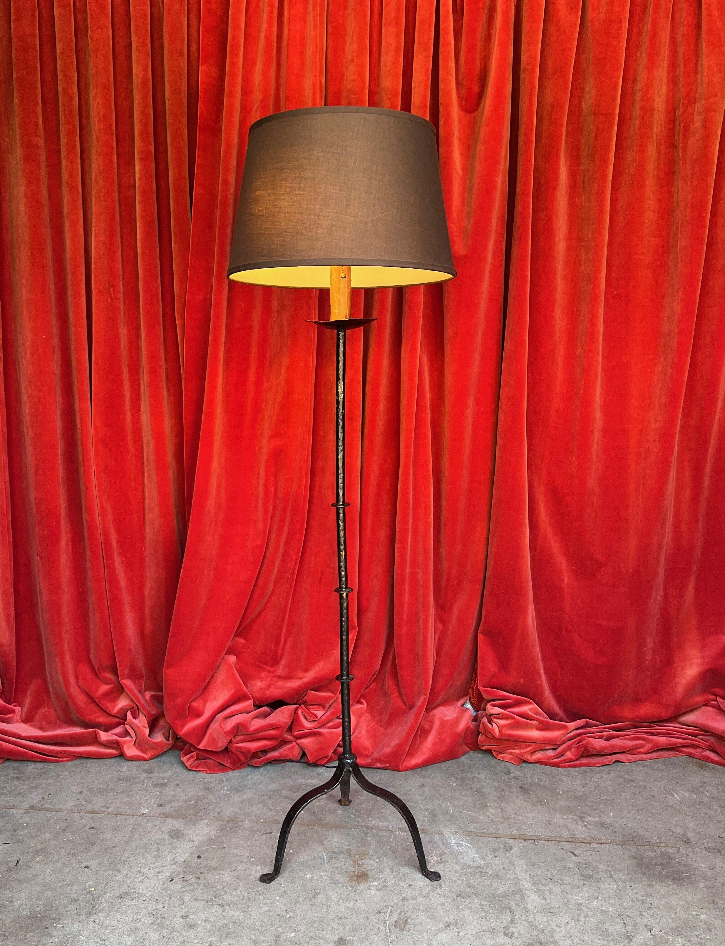 Spanish Black Painted Iron Floor Lamp For Sale 4