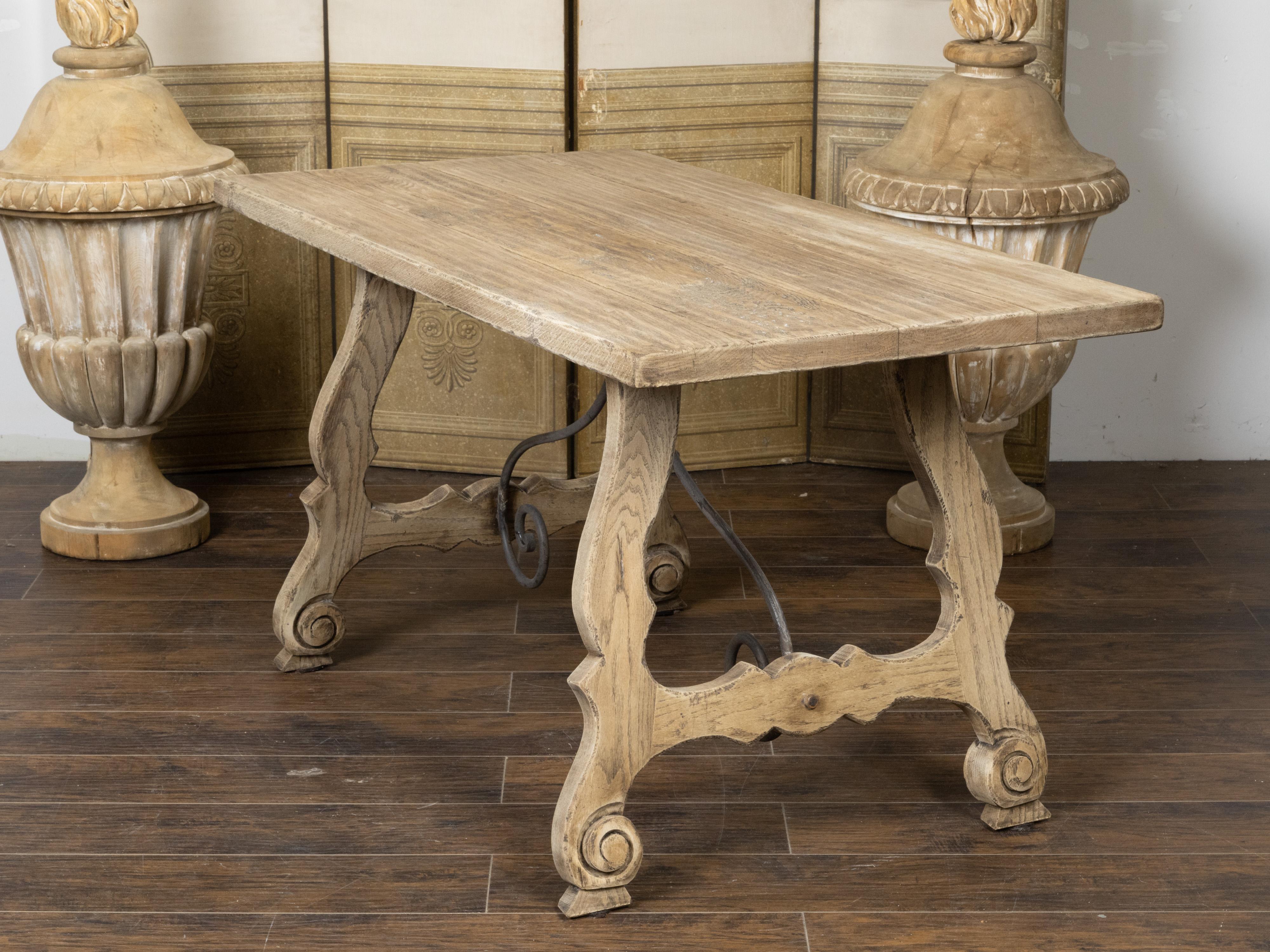 Spanish Bleached Oak Fratino Table with Carved Baroque Style Lyre Shaped Base In Good Condition In Atlanta, GA