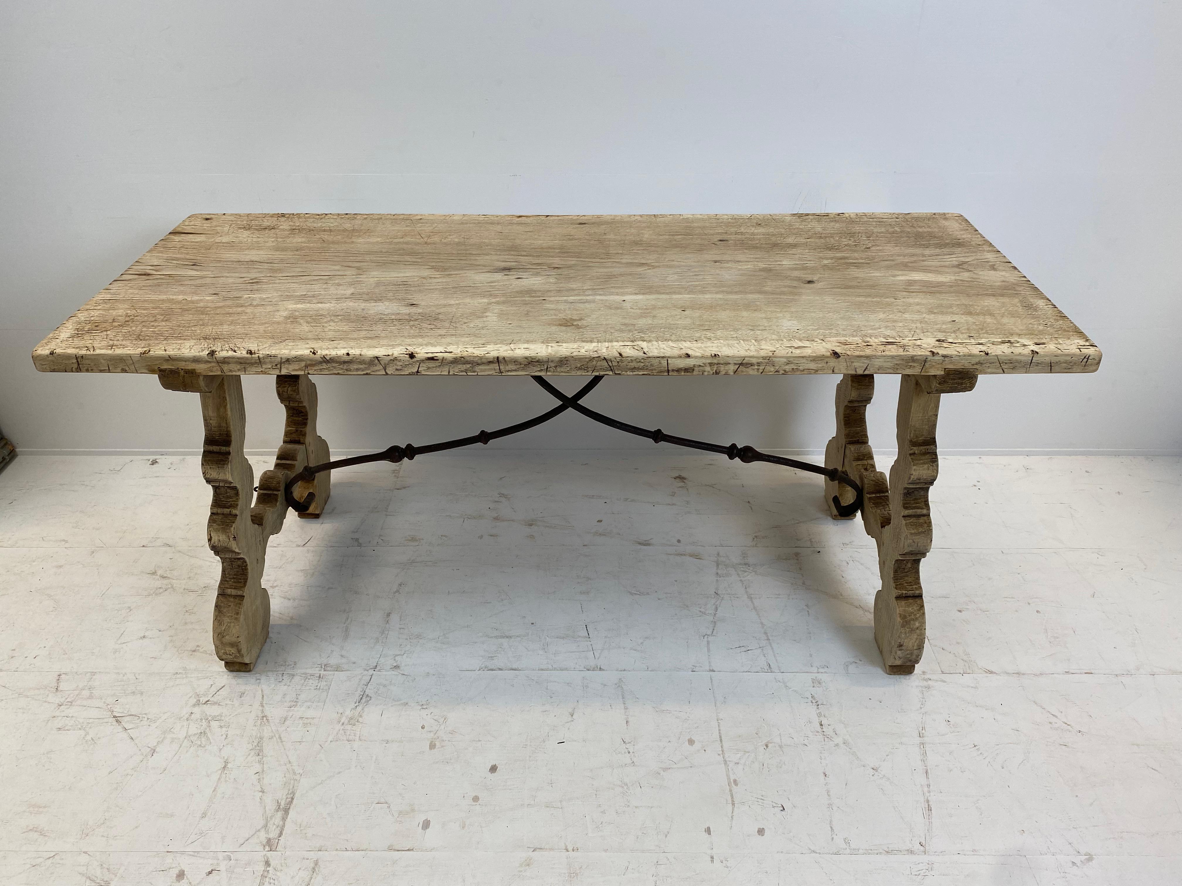 Elegant Spanish Bleached walnut table, Spain, 1820
One wood piece top of 4 cm,
Great good old patina and original cast iron connections.