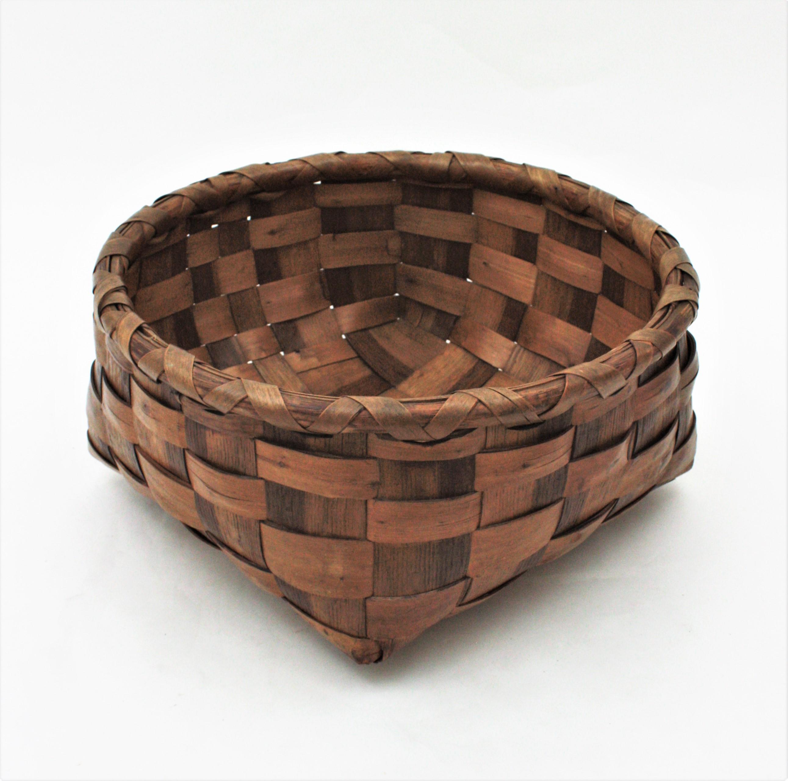 20th Century Spanish Braided Wood Large Rustic Basket, 1940s For Sale