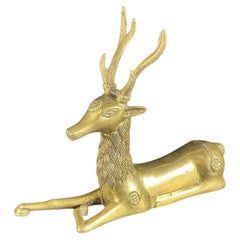 Spanish Brass Reclining Deer Sculpture - Mid-Century Modern - 1960s - 8 In