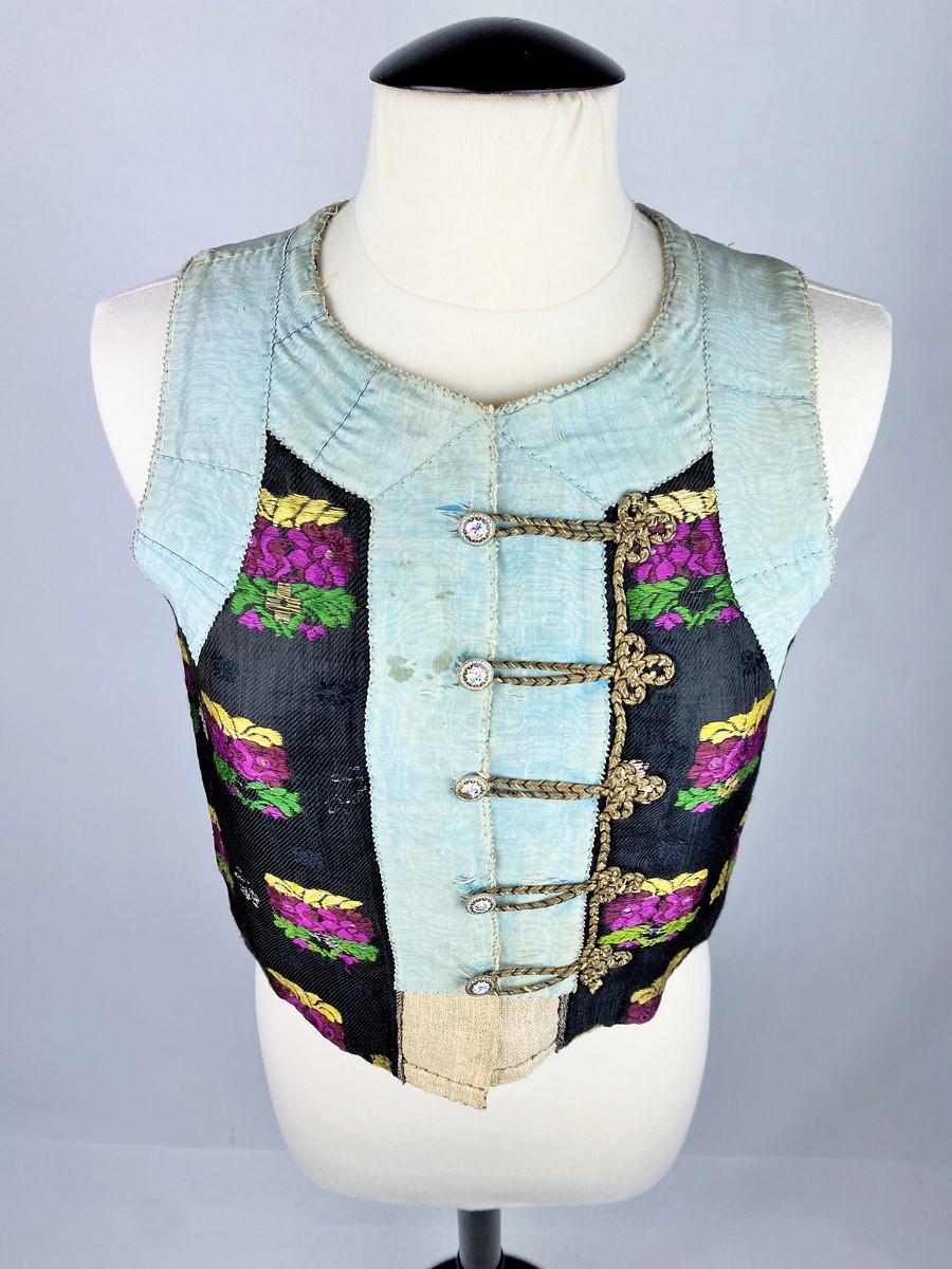 Gray Spanish brocaded silk and hemp camisole - First half of the 19th century For Sale