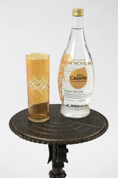 Table d'appoint espagnole brutaliste / table à boissons en fer forgé, années 1950