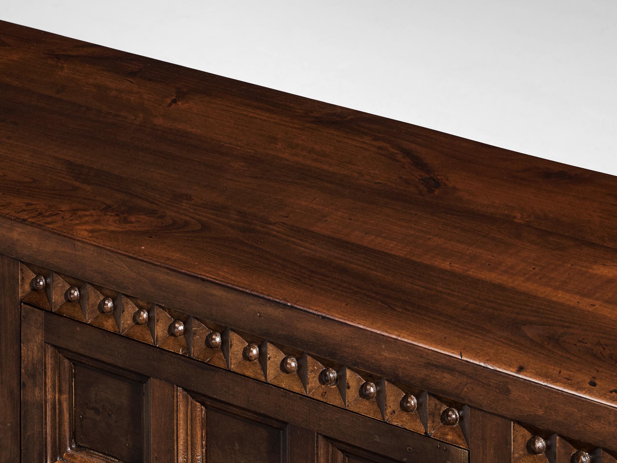 Spanish Brutalist Sideboard with Sophisticated Carvings in Maple  For Sale 4
