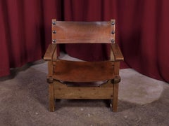 Poltrone brutaliste spagnole in legno e pelle, anni '60