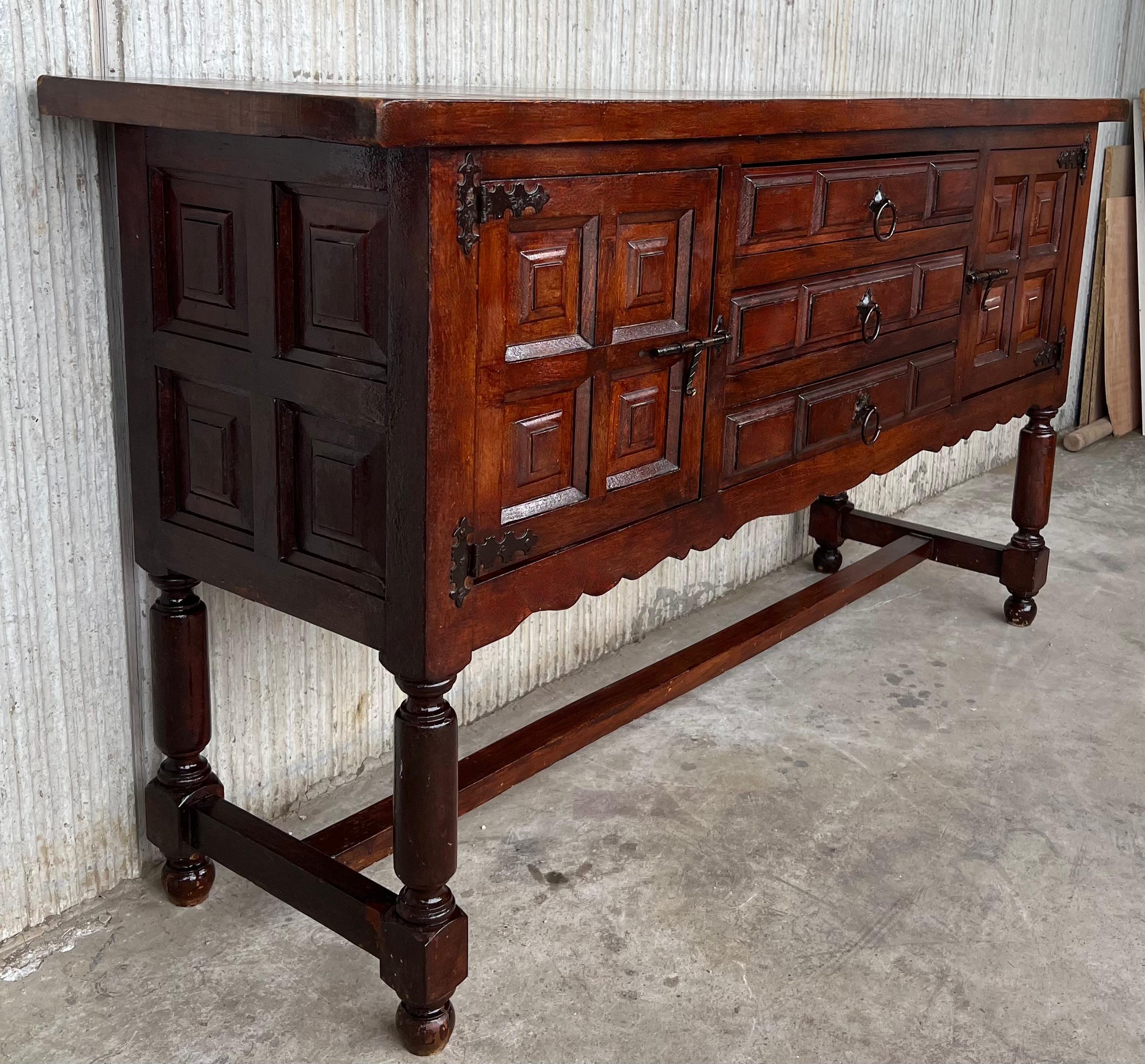 20th Century Spanish Buffet with Two Doors and Three Drawers with Original Hardware For Sale