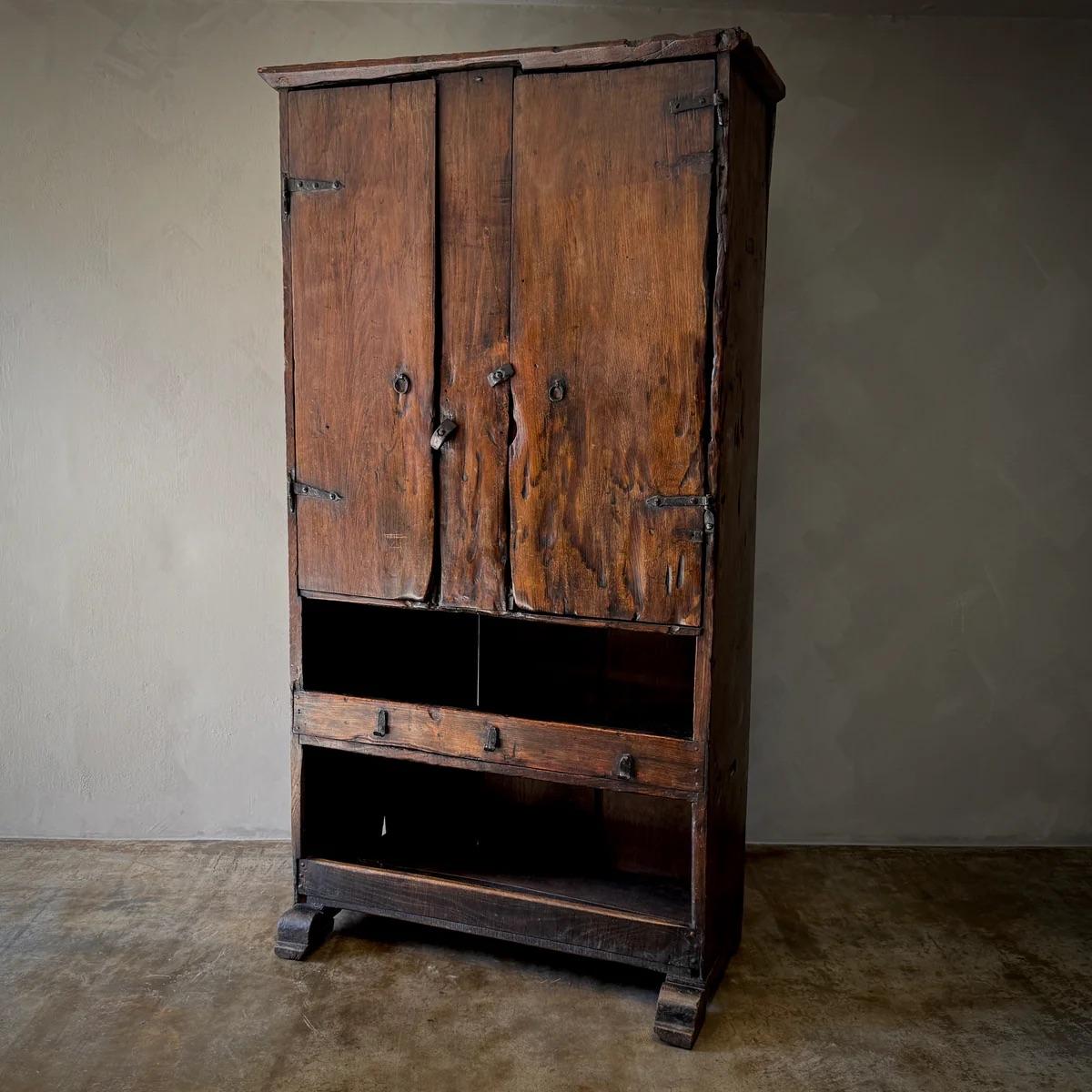 Legno Gabinetto spagnolo in vendita
