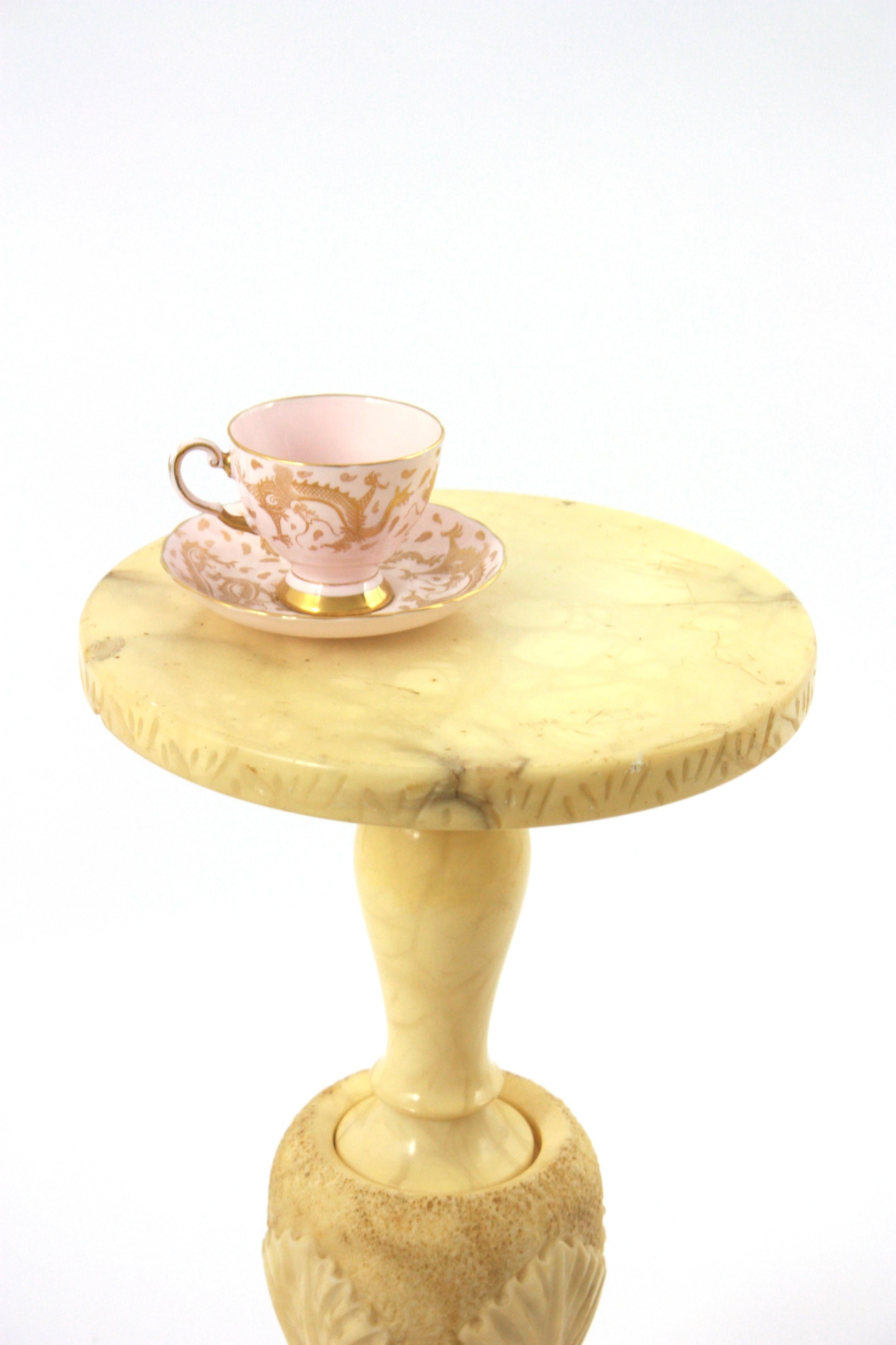 Spanish Carved Alabaster Gueridon Table / Side Table, 1940s For Sale 9