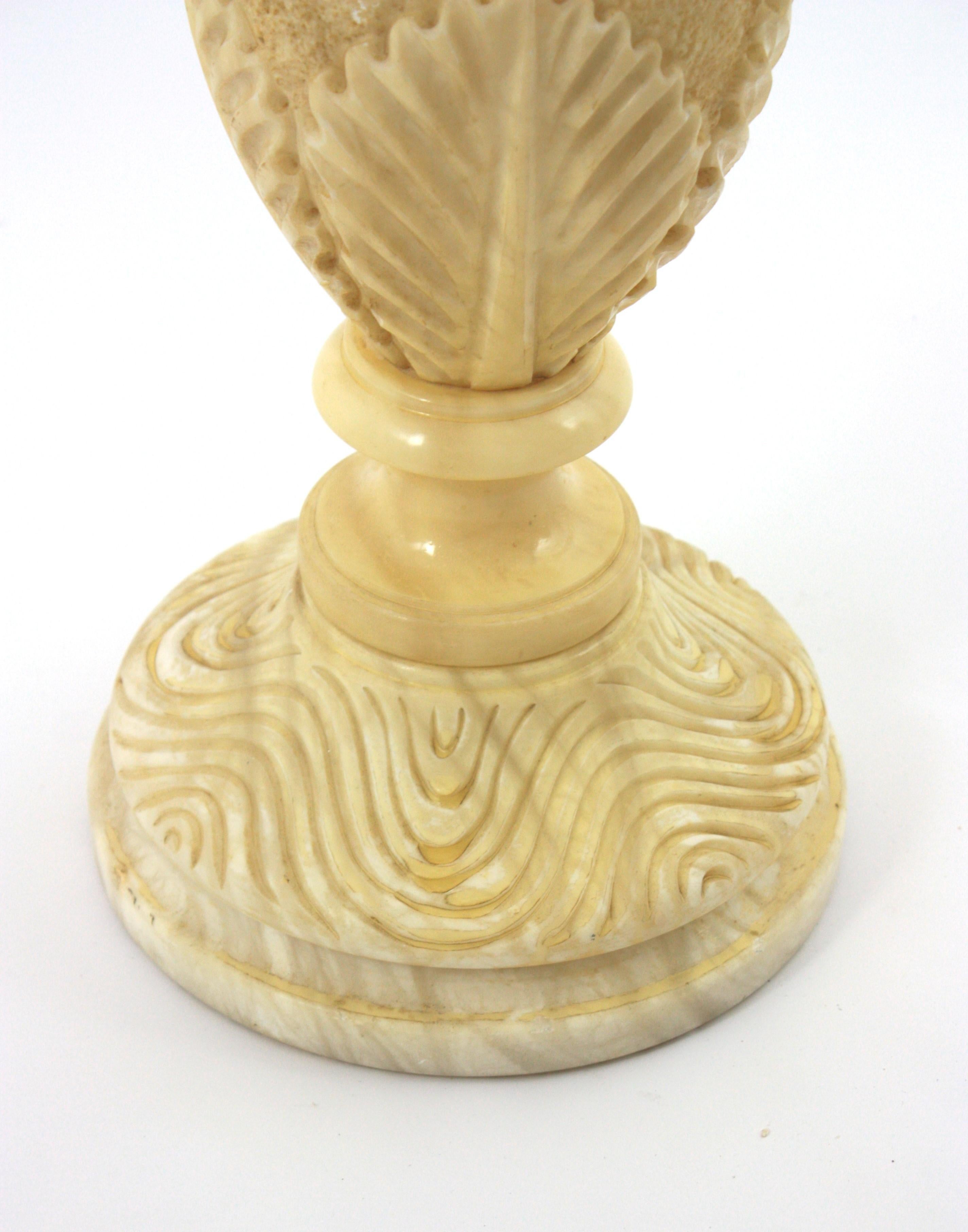 Spanish Carved Alabaster Gueridon Table / Side Table, 1940s For Sale 13