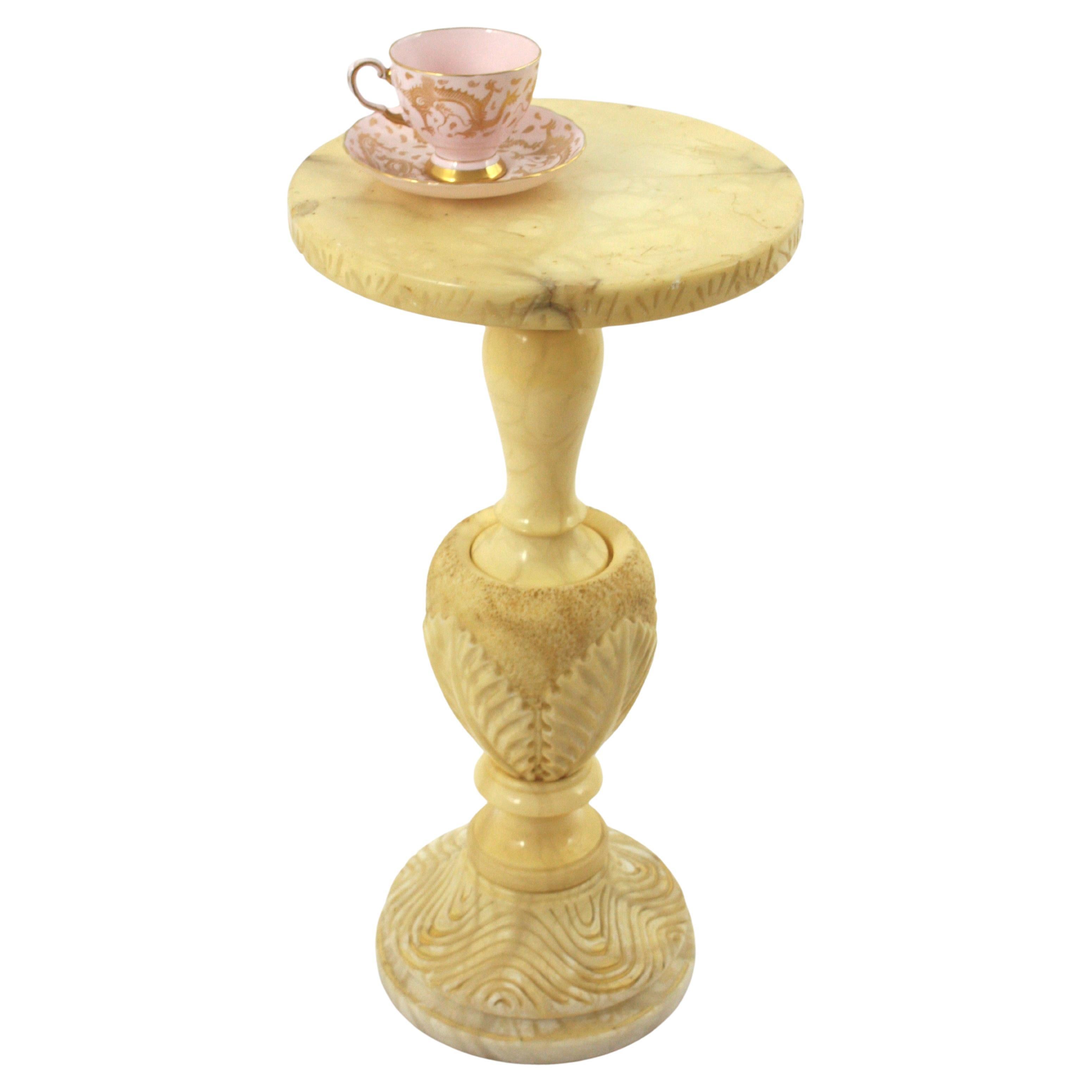 Hand-Carved Spanish Carved Alabaster Gueridon Table / Side Table, 1940s For Sale