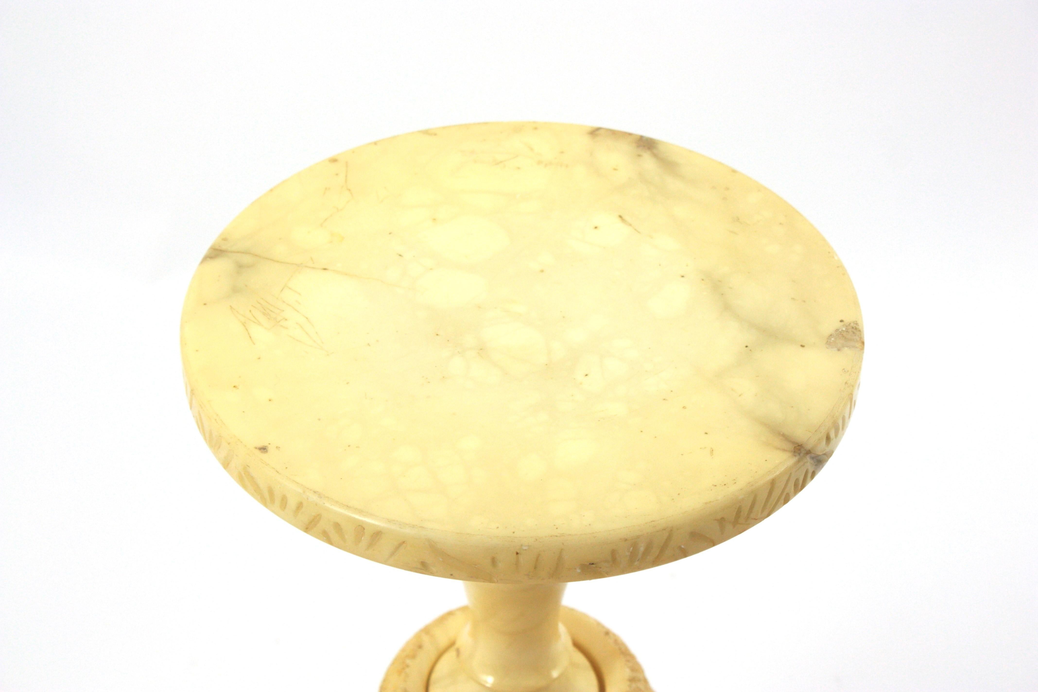 20th Century Spanish Carved Alabaster Gueridon Table / Side Table, 1940s For Sale