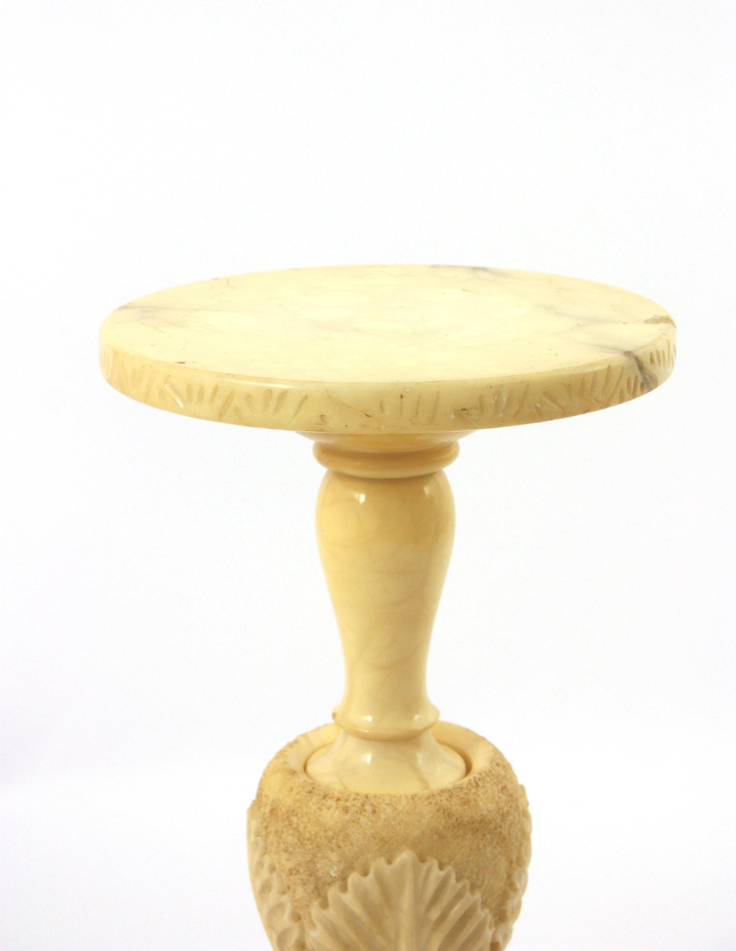 Spanish Carved Alabaster Gueridon Table / Side Table, 1940s For Sale 3
