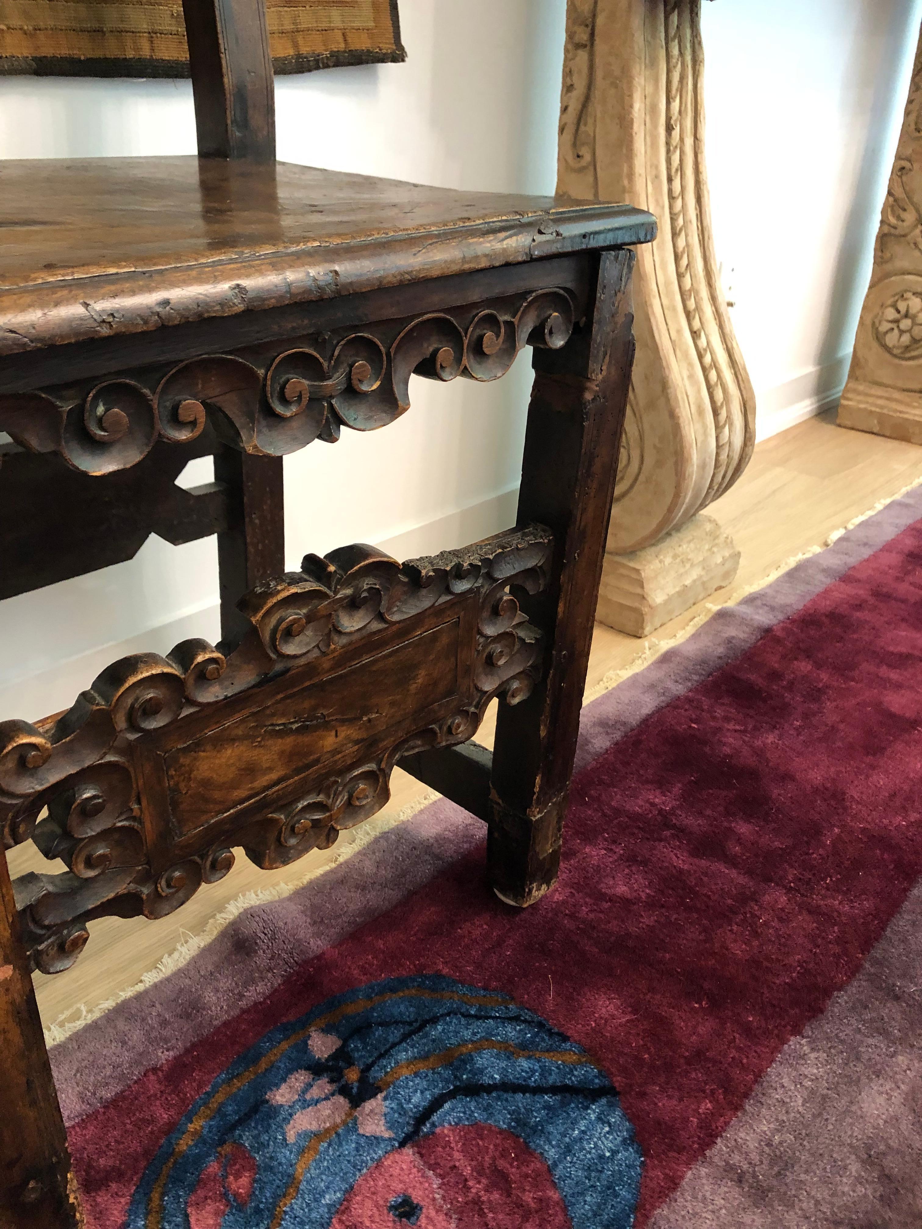 Spanish Carved Walnut Side Chair 17th Century In Good Condition In Toronto, CA