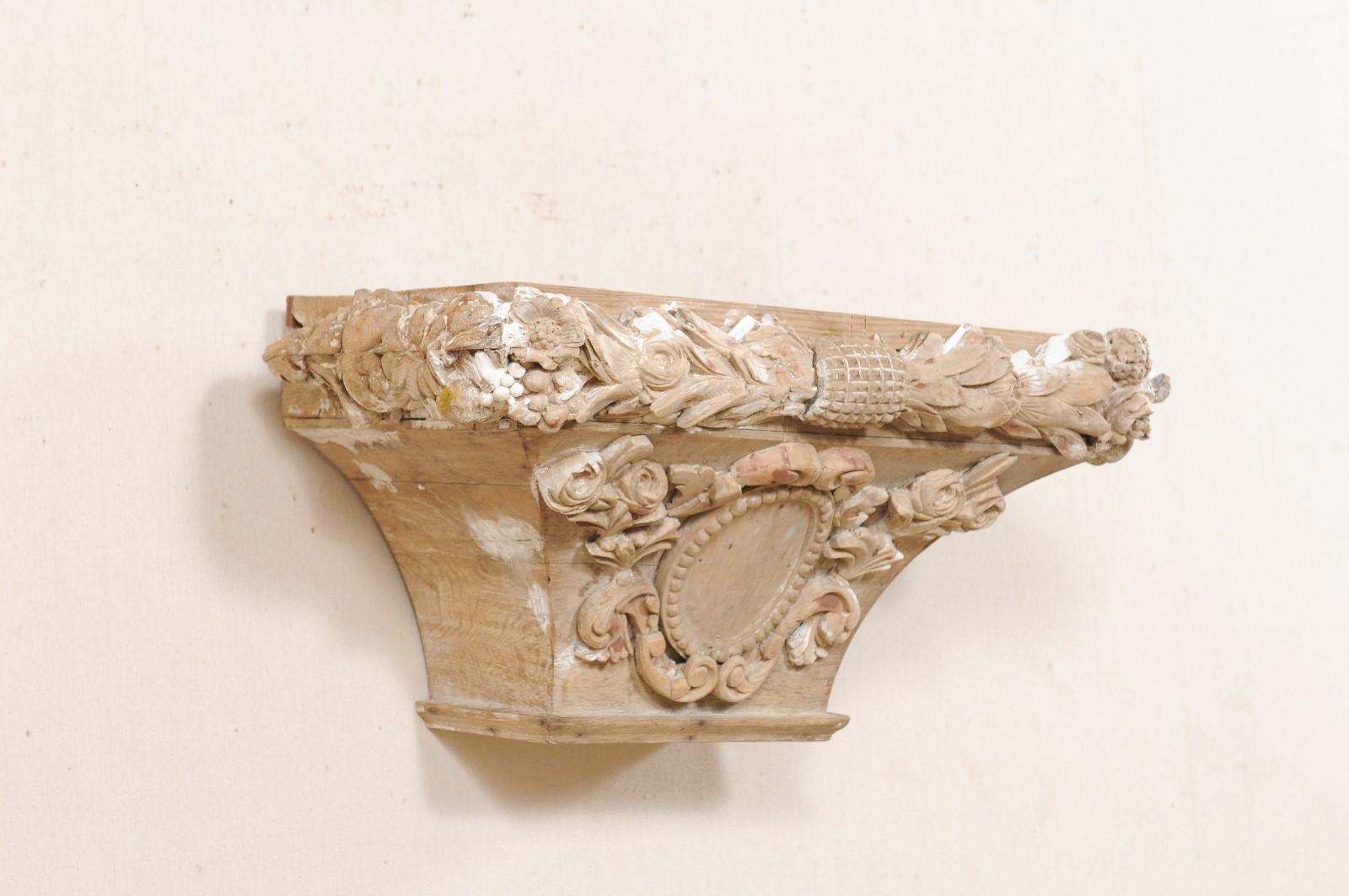 Hand-Carved Spanish Carved-Wood Capital Decorative Architectural Wall Bracket, 19th Century For Sale